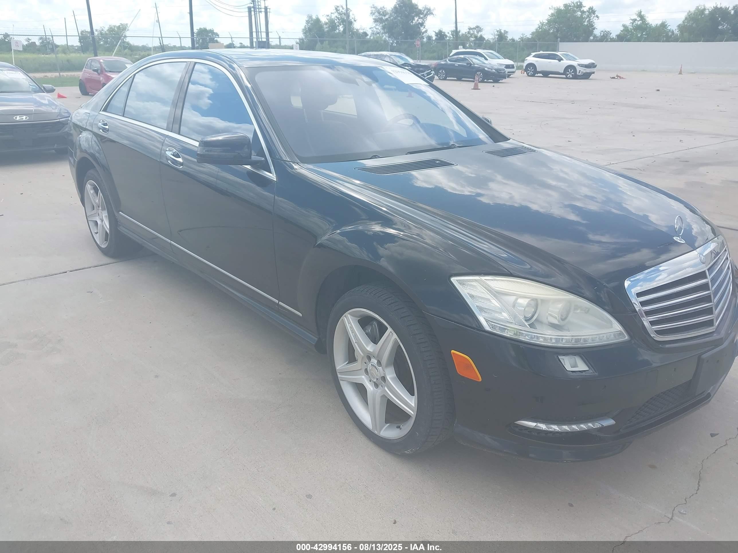 2010 Mercedes-Benz S 550, VIN WDDNG7BBXAA292668 — Not stated