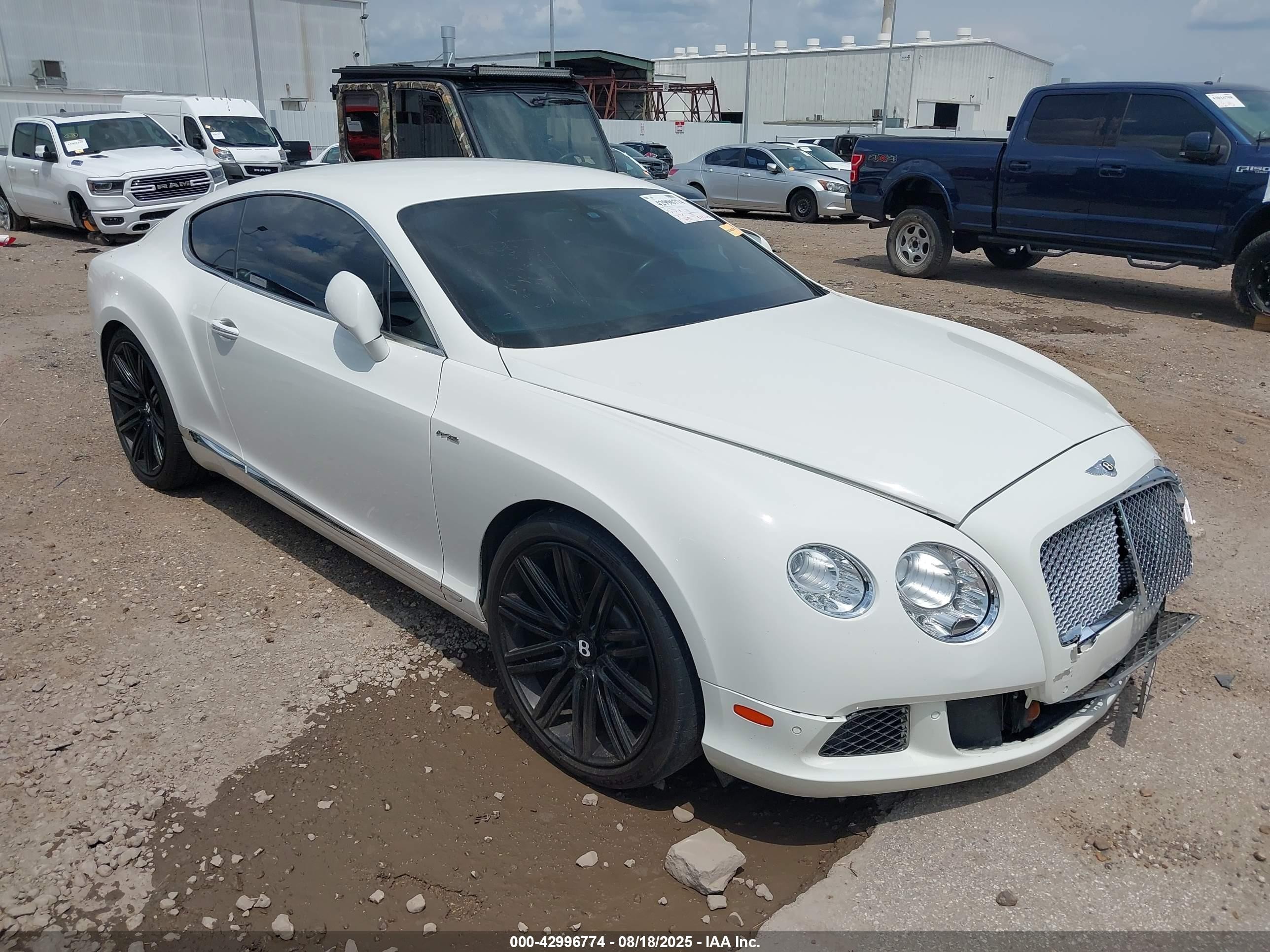 2013 Bentley Continental GT, VIN SCBFC7ZA8DC083173 — Front end