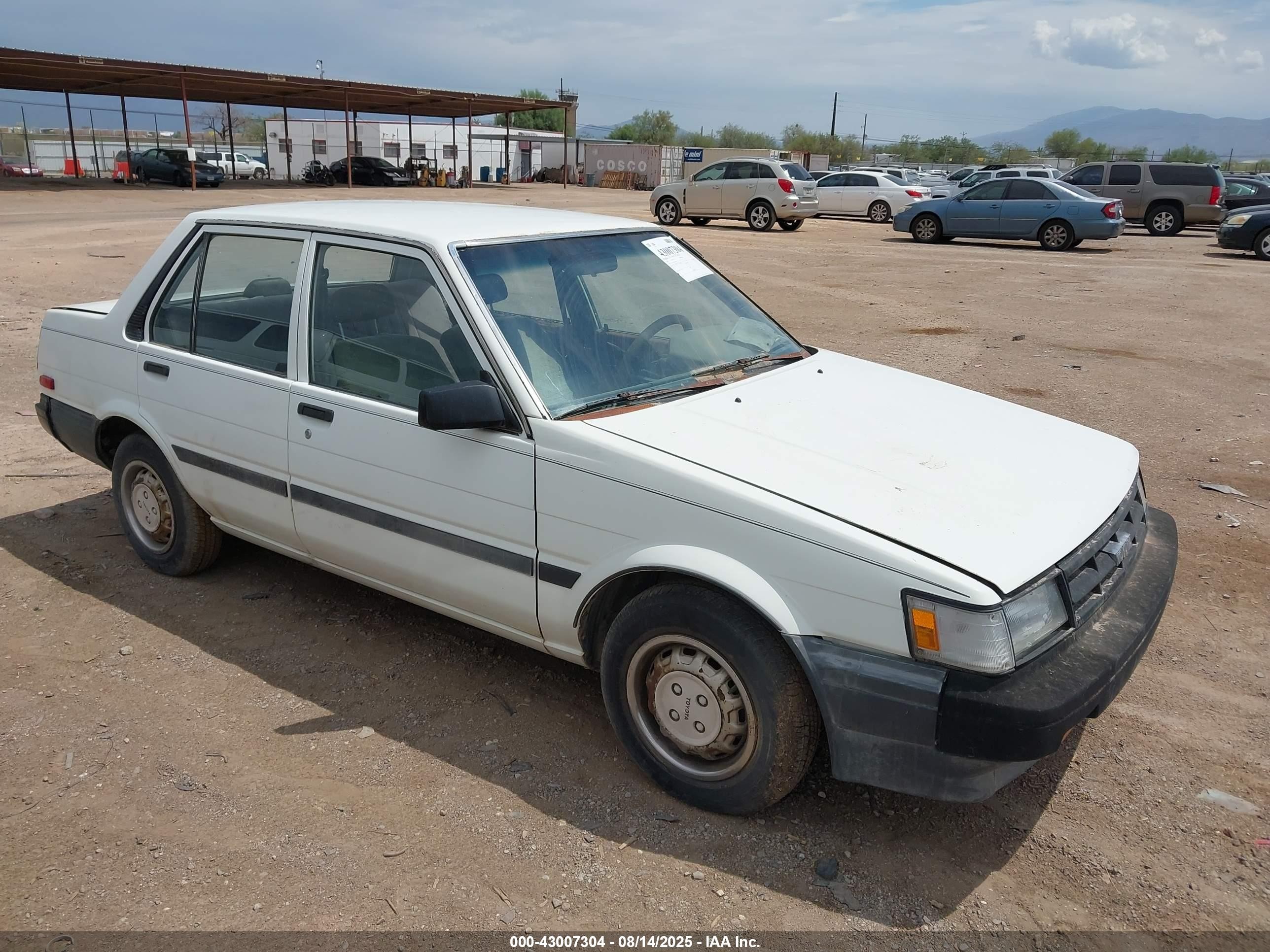1987 Toyota Corolla, VIN JT2AE82E7H3471062 — Rear end