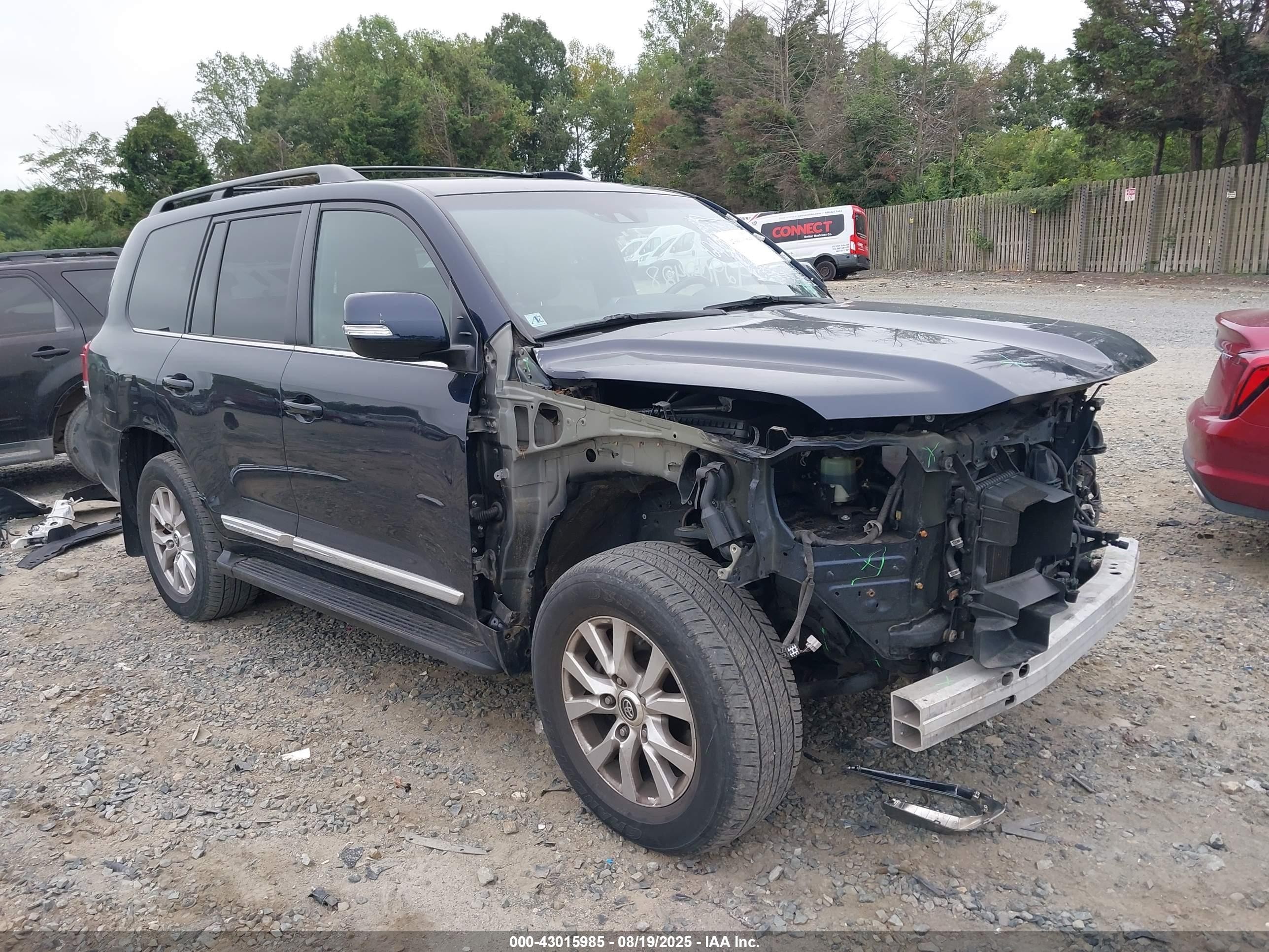 2019 Toyota Land Cruiser, VIN JTMCY7AJ8K4080486 — Front end
