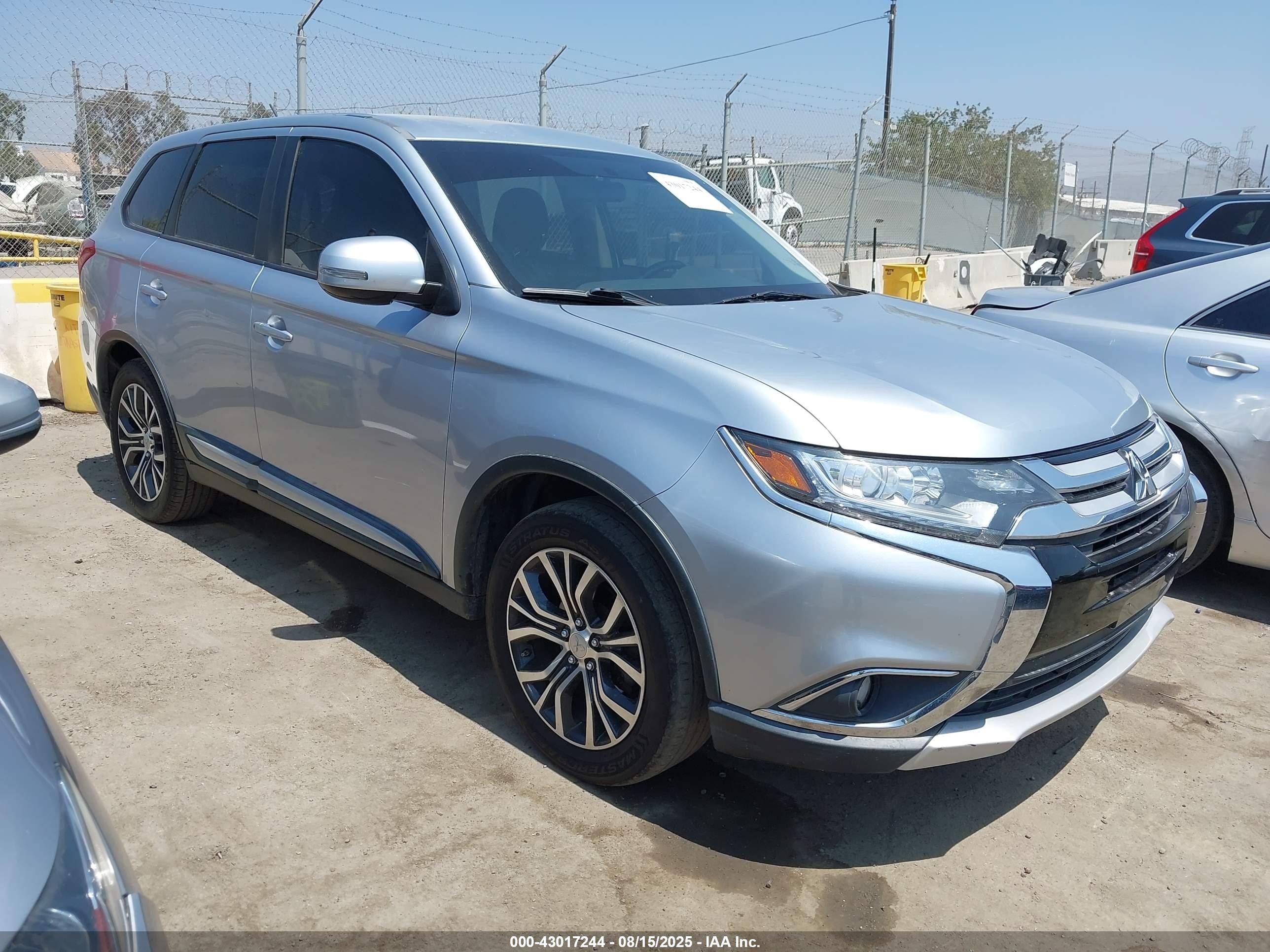 2016 Mitsubishi Outlander SE, VIN JA4AD3A3XGZ003880 — Repossession
