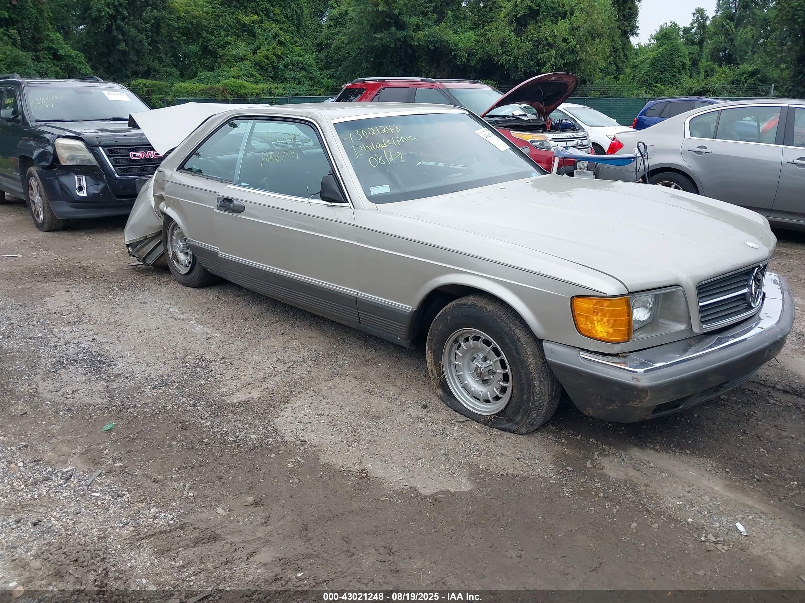 1985 Mercedes-Benz 500, VIN WDBCA44D3FA133528 — All over