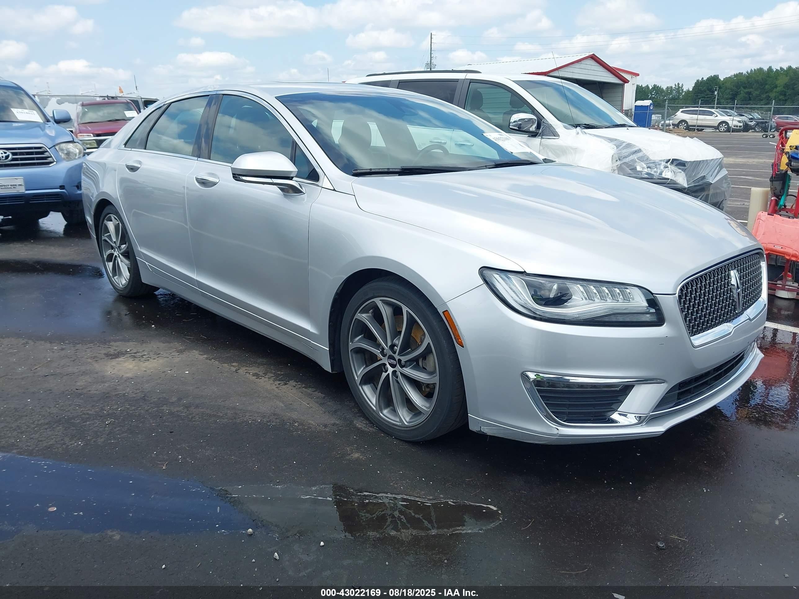 2018 Lincoln MKZ Reserve, VIN 3LN6L5FC2JR603724 — Storm