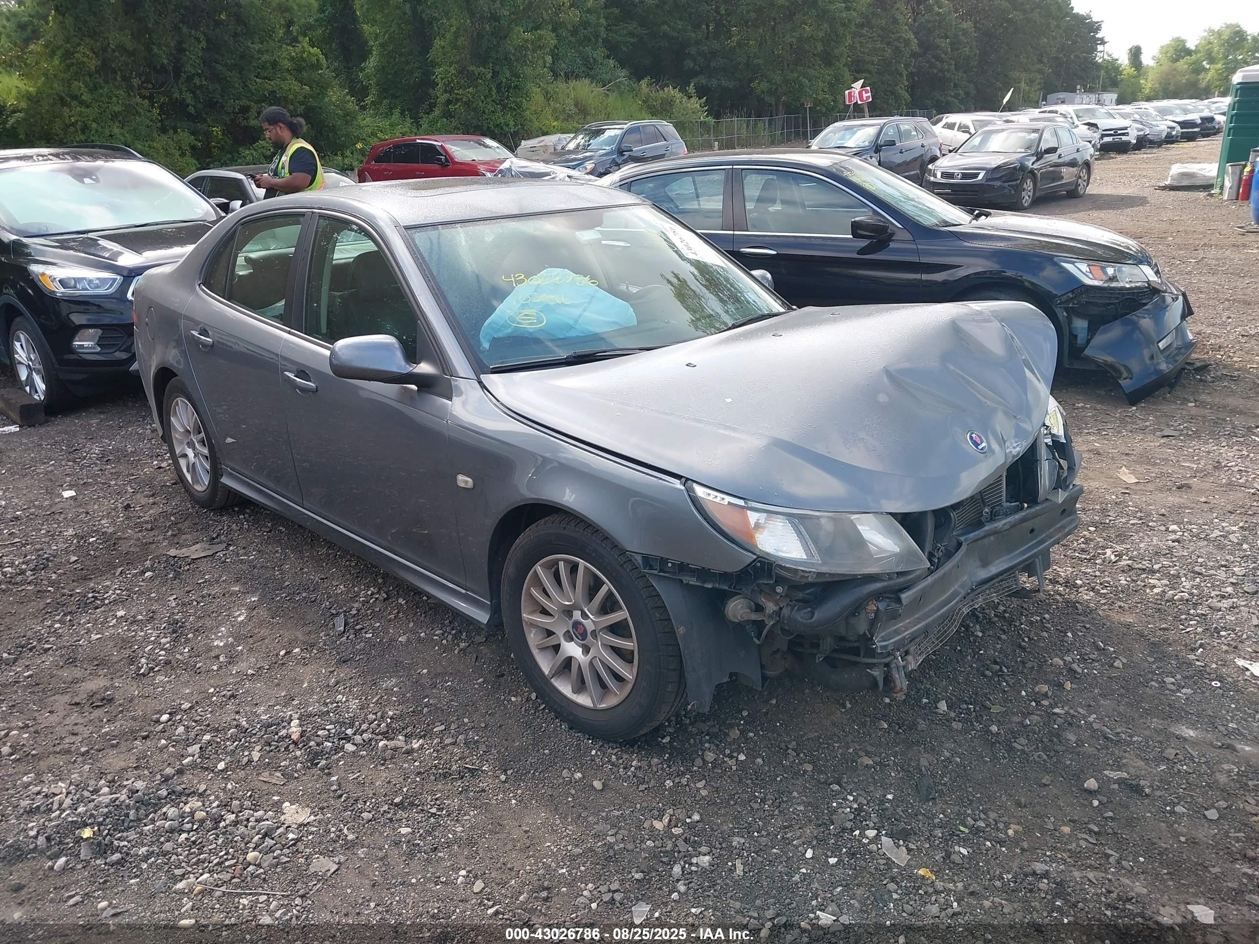 2010 Saab 9-3, VIN YS3FA4CY7A1617707 — Перед