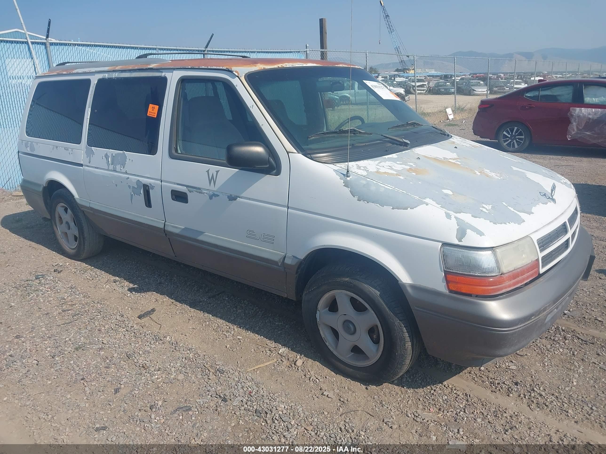 1995 Dodge Caravan Grand SE, VIN 1B4GH44RXSX643423 — Biohazard / chemical