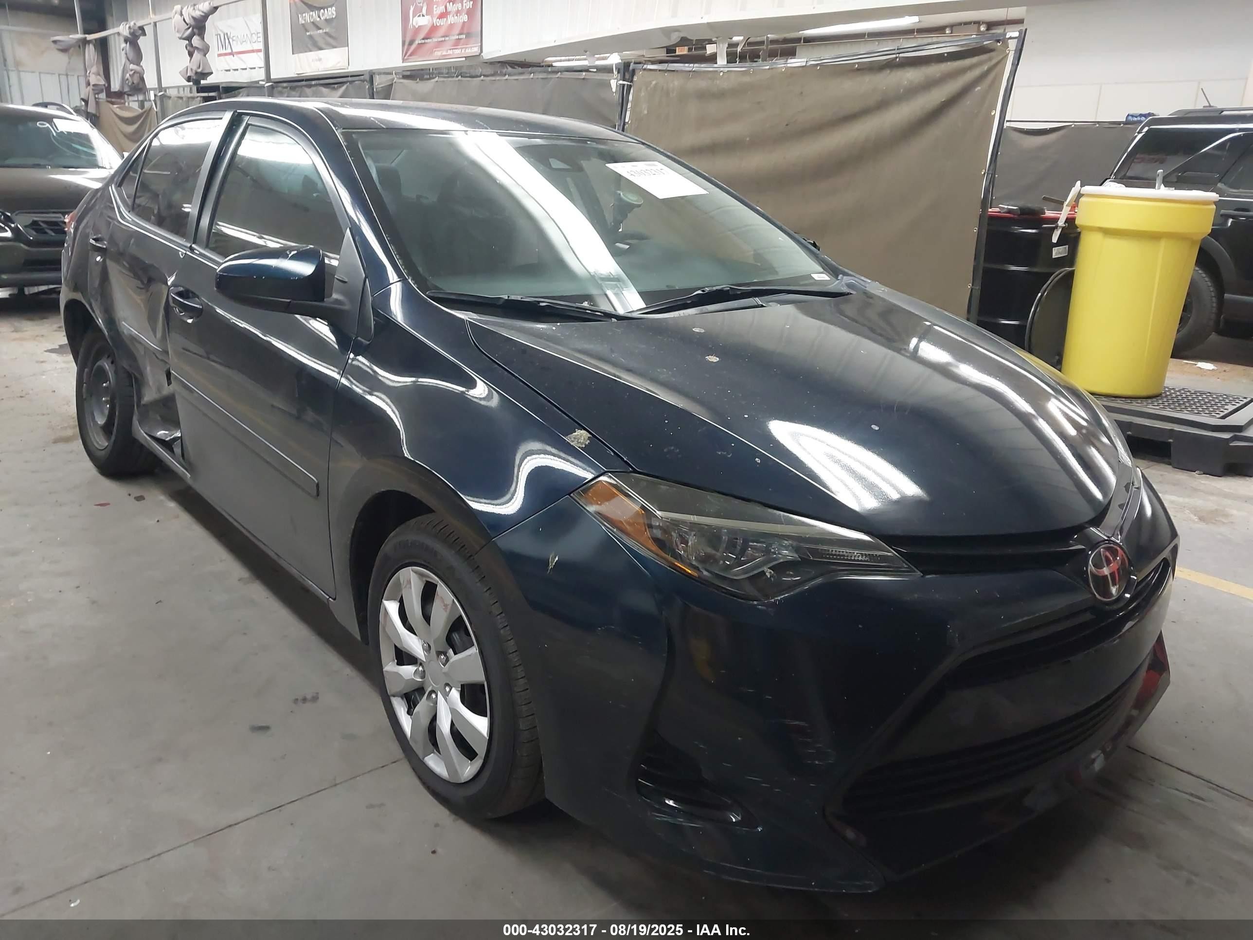 2018 Toyota Corolla L, VIN 2T1BURHE4JC025802 — Side
