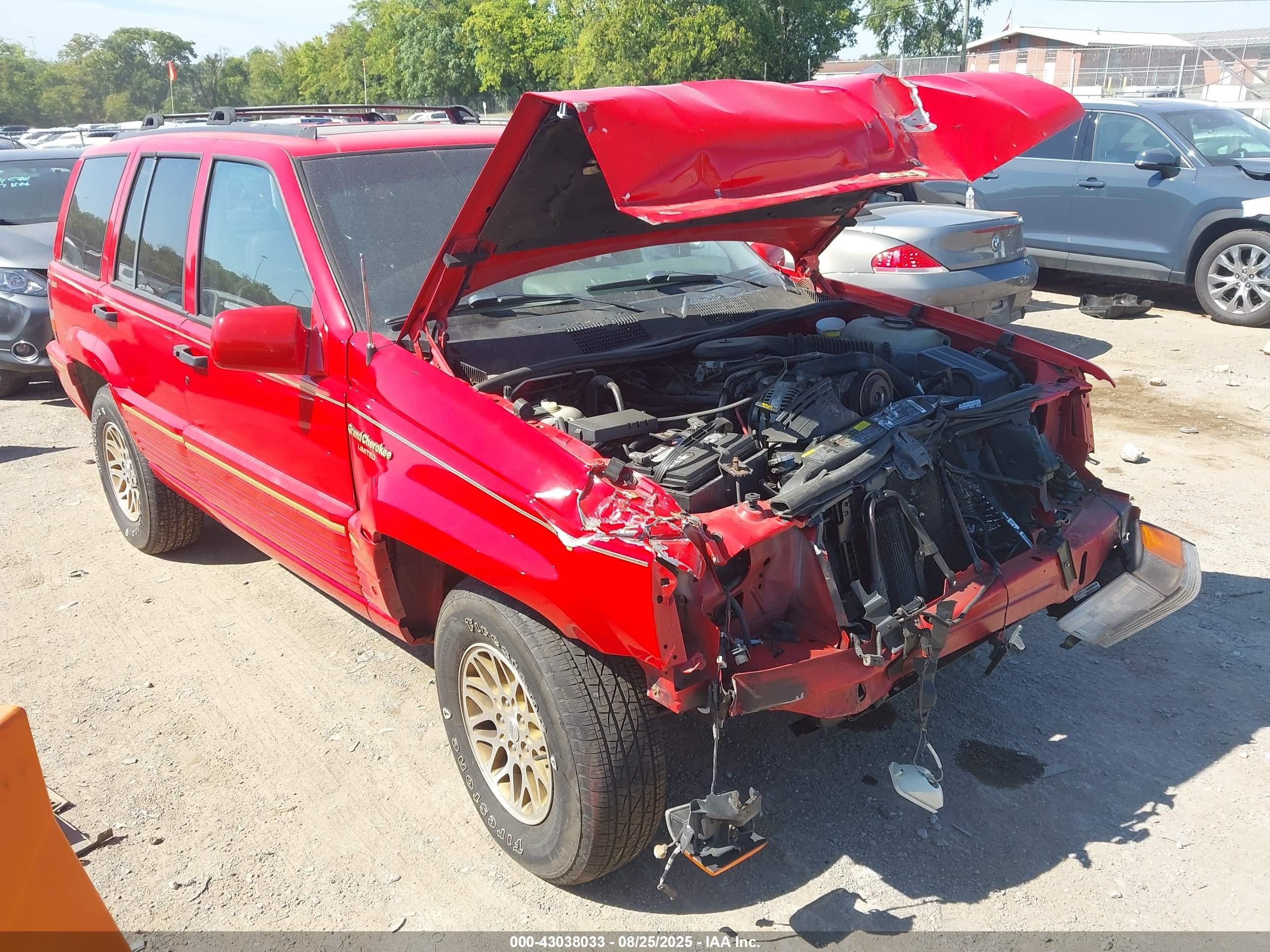 1995 Jeep Grand Cherokee Limited, VIN 1J4GZ78Y3SC620845 — Front end