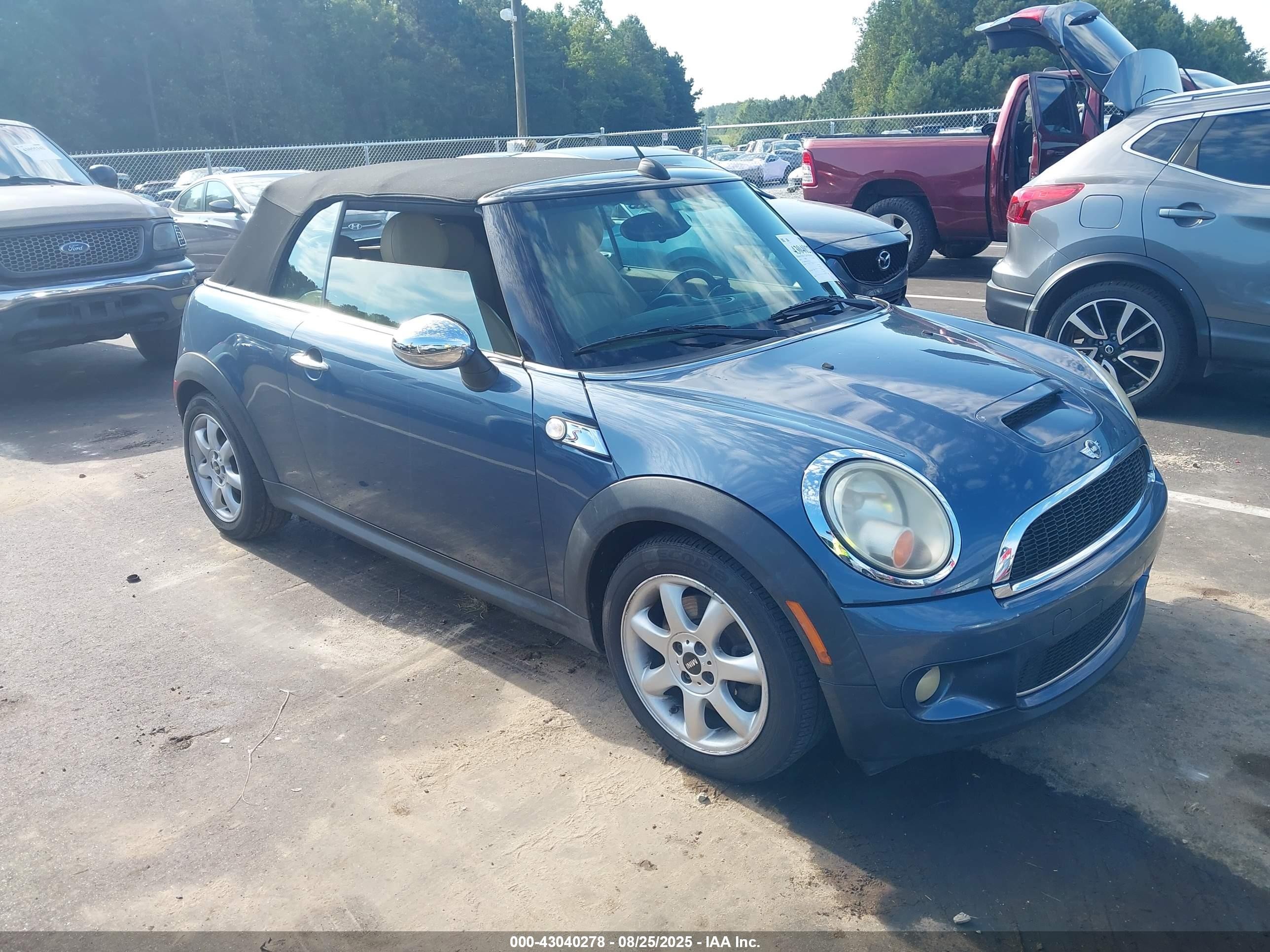2010 MINI Convertible S, VIN WMWMS3C53ATY51128 — Обычный износ