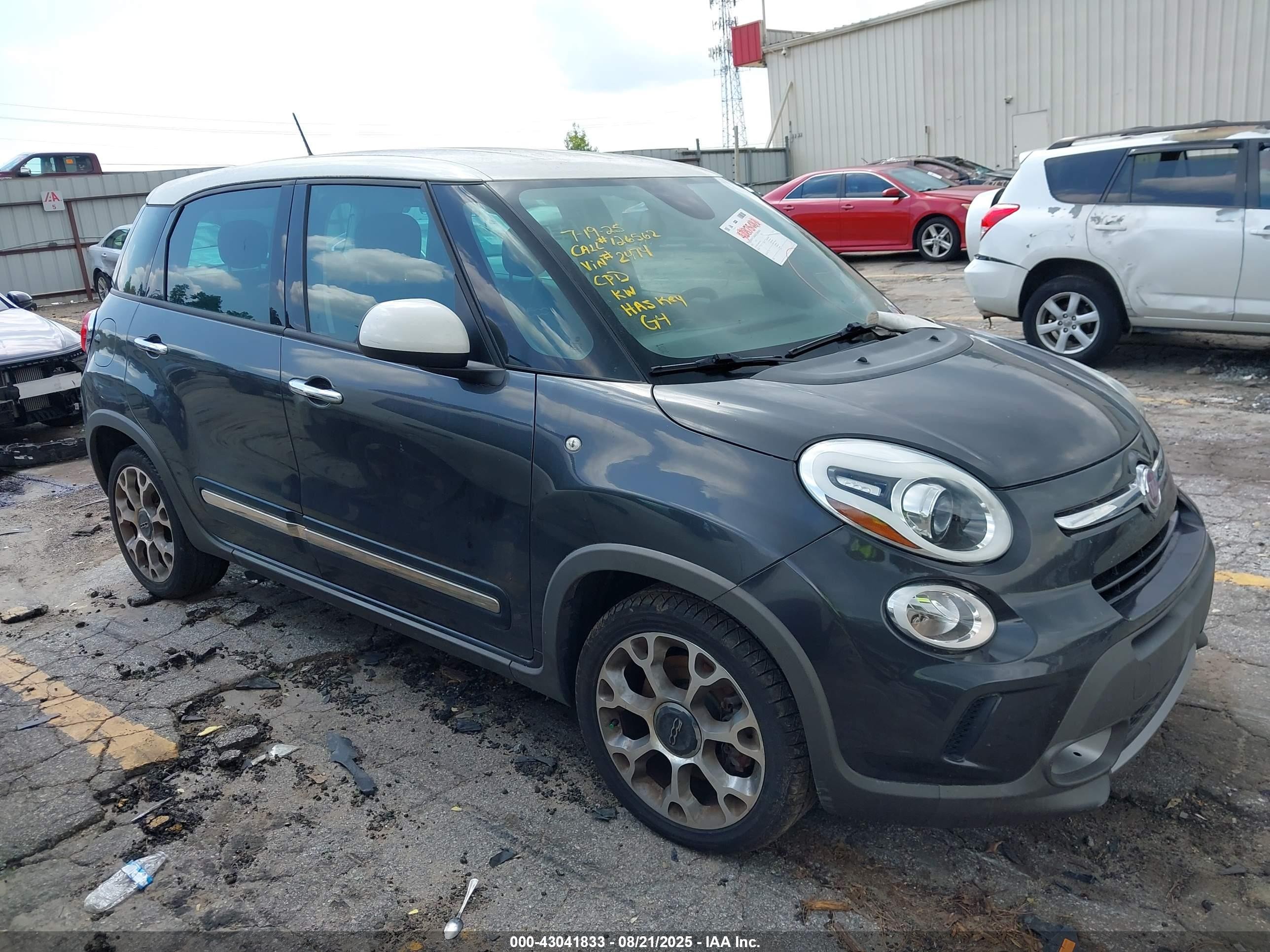 2015 FIAT 500L Urbana Trekking, VIN ZFBCFADH4FZ032474 — Undercarriage