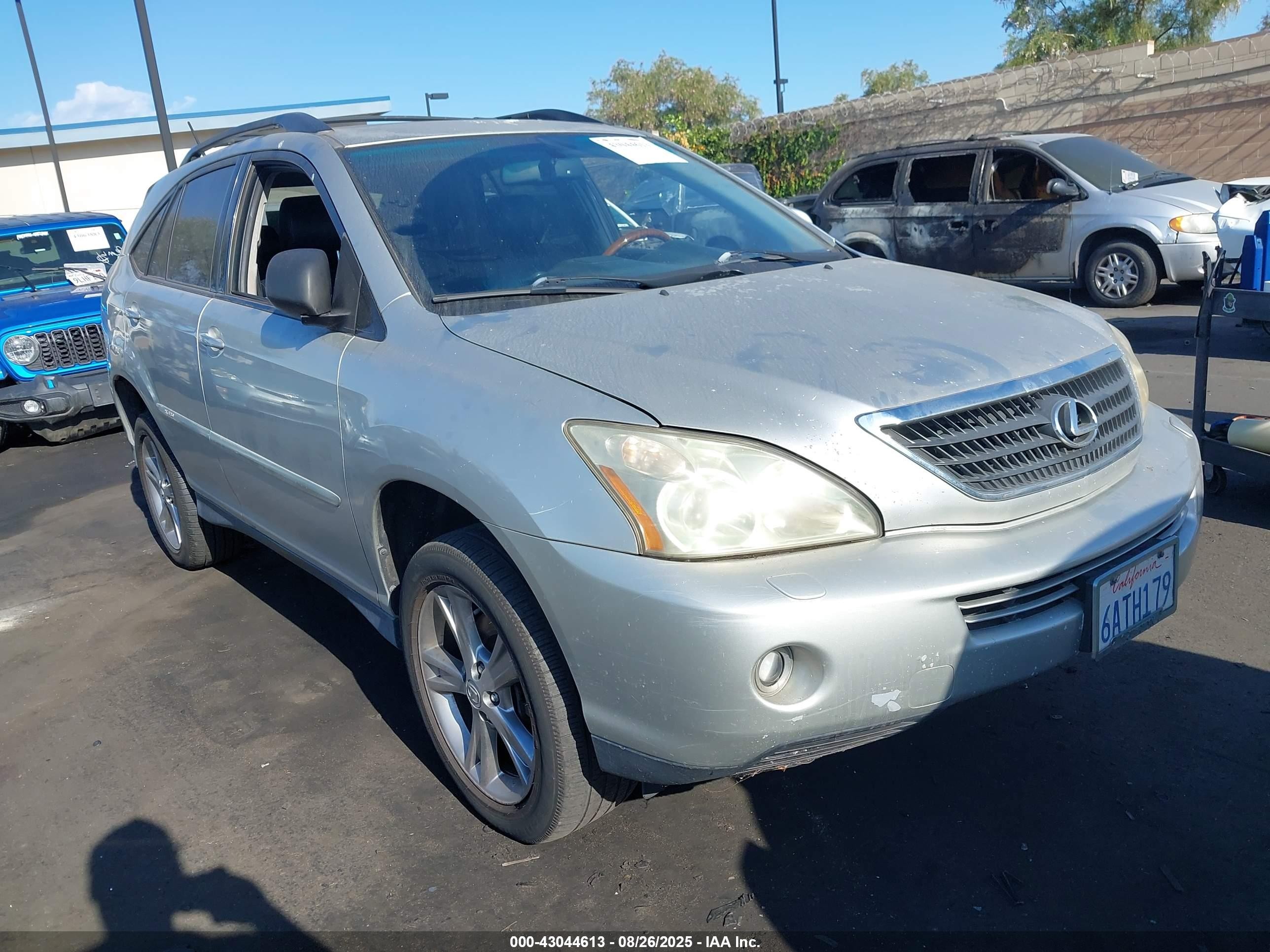 2007 Lexus RX 400h, VIN JTJHW31U472035656 — Stripped