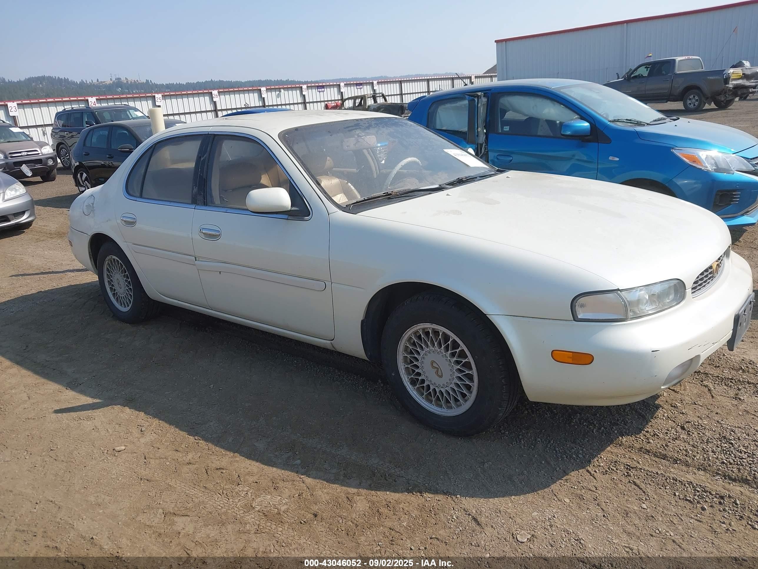 1995 Infiniti J30 Personal Luxury, VIN JNKAY21D3SM216123 — Front end