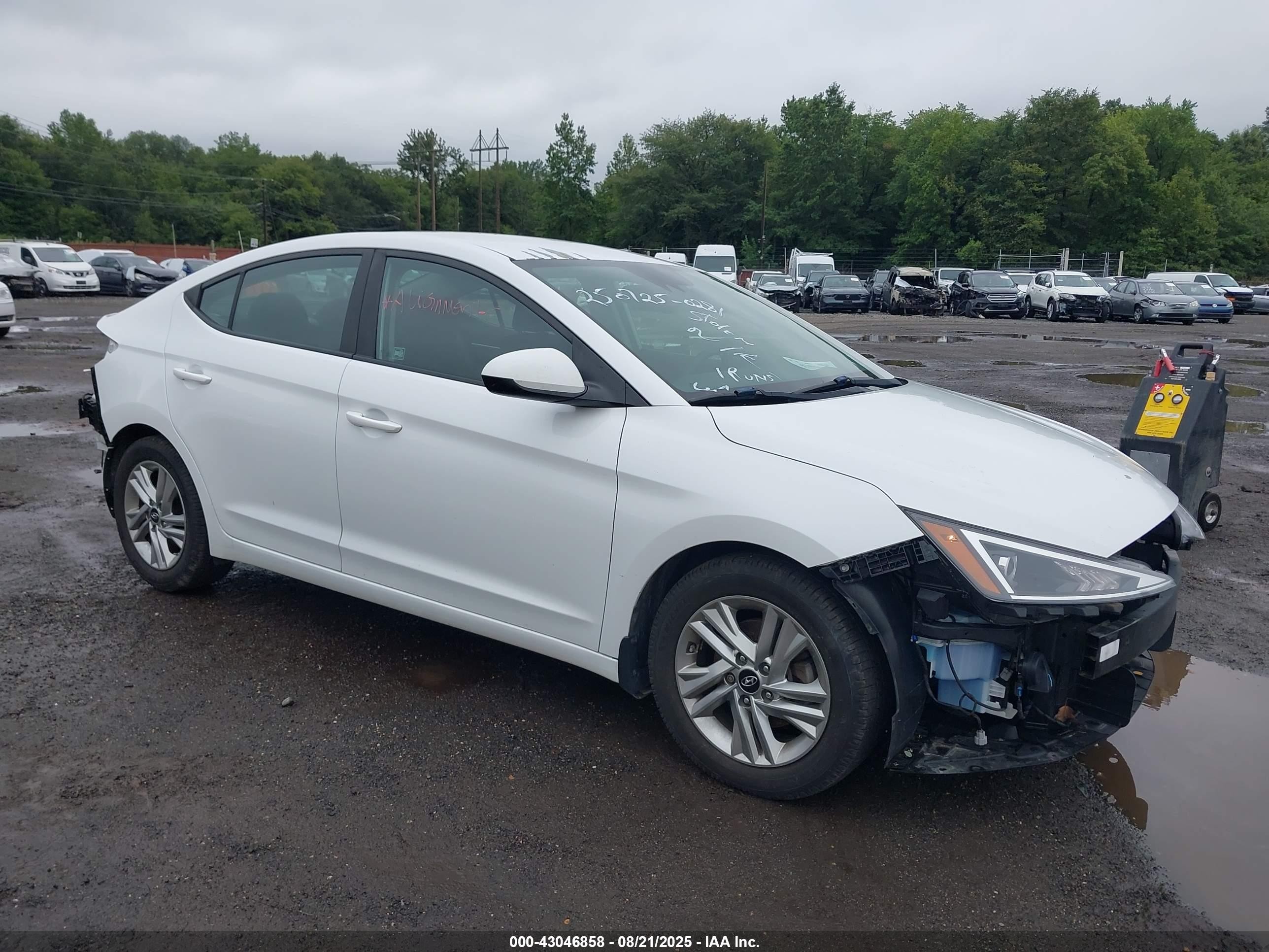 2020 Hyundai Elantra SEL, VIN 5NPD84LF3LH582569 — Vandalism