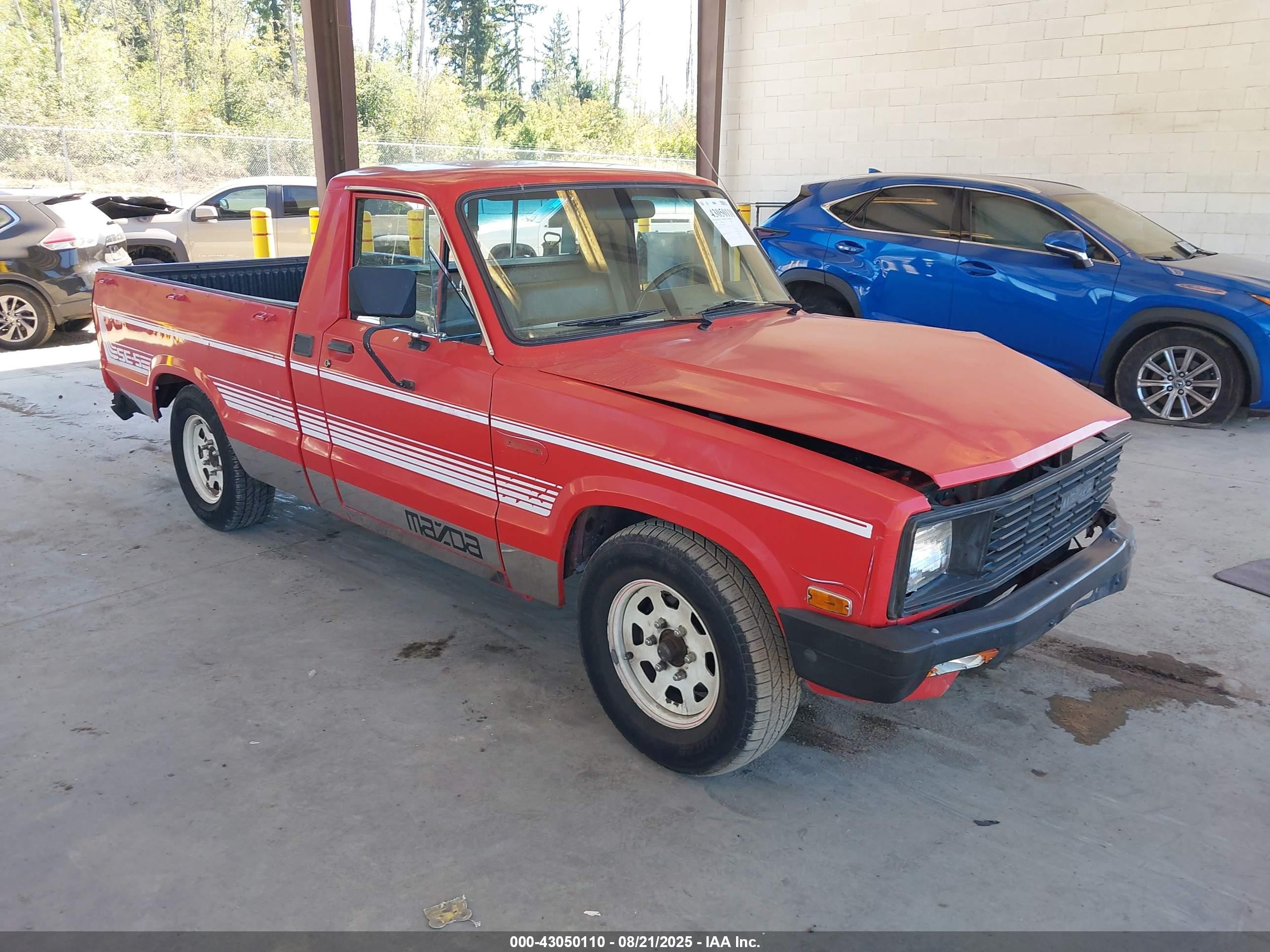 1984 Mazda B-Series, VIN JM2UC1212E0912555 — Front end