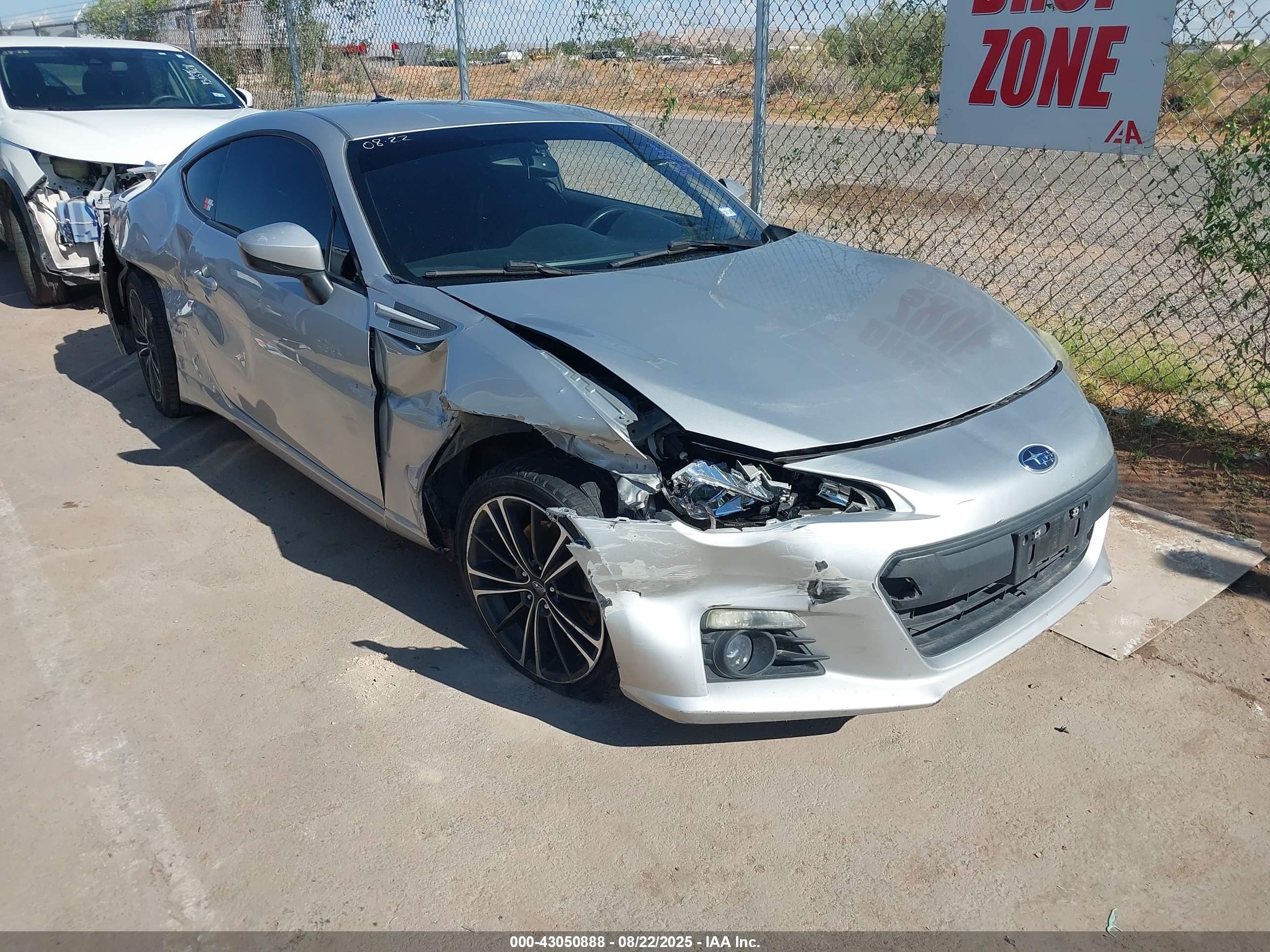 2014 Subaru BRZ Limited, VIN JF1ZCAC15E9604399 — Front end