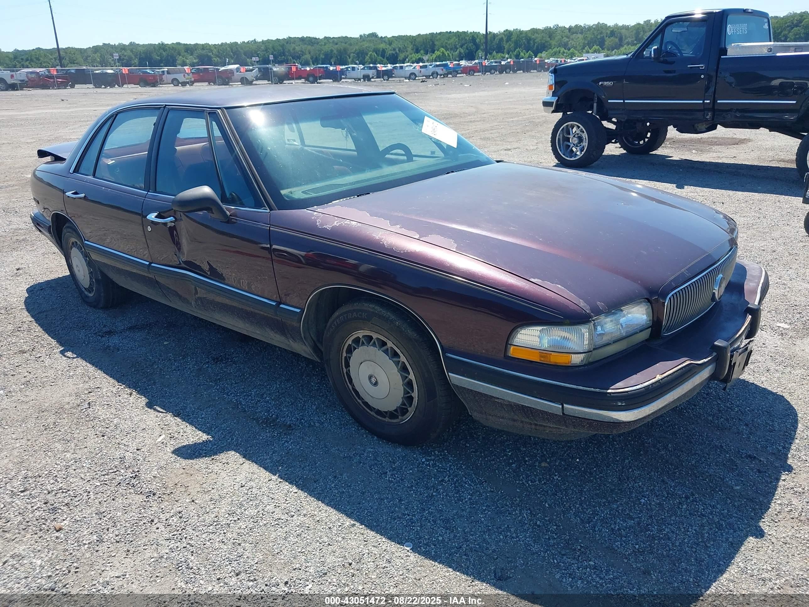 1996 Buick LeSabre Custom, VIN 1G4HP52K5TH445295 — Rear end