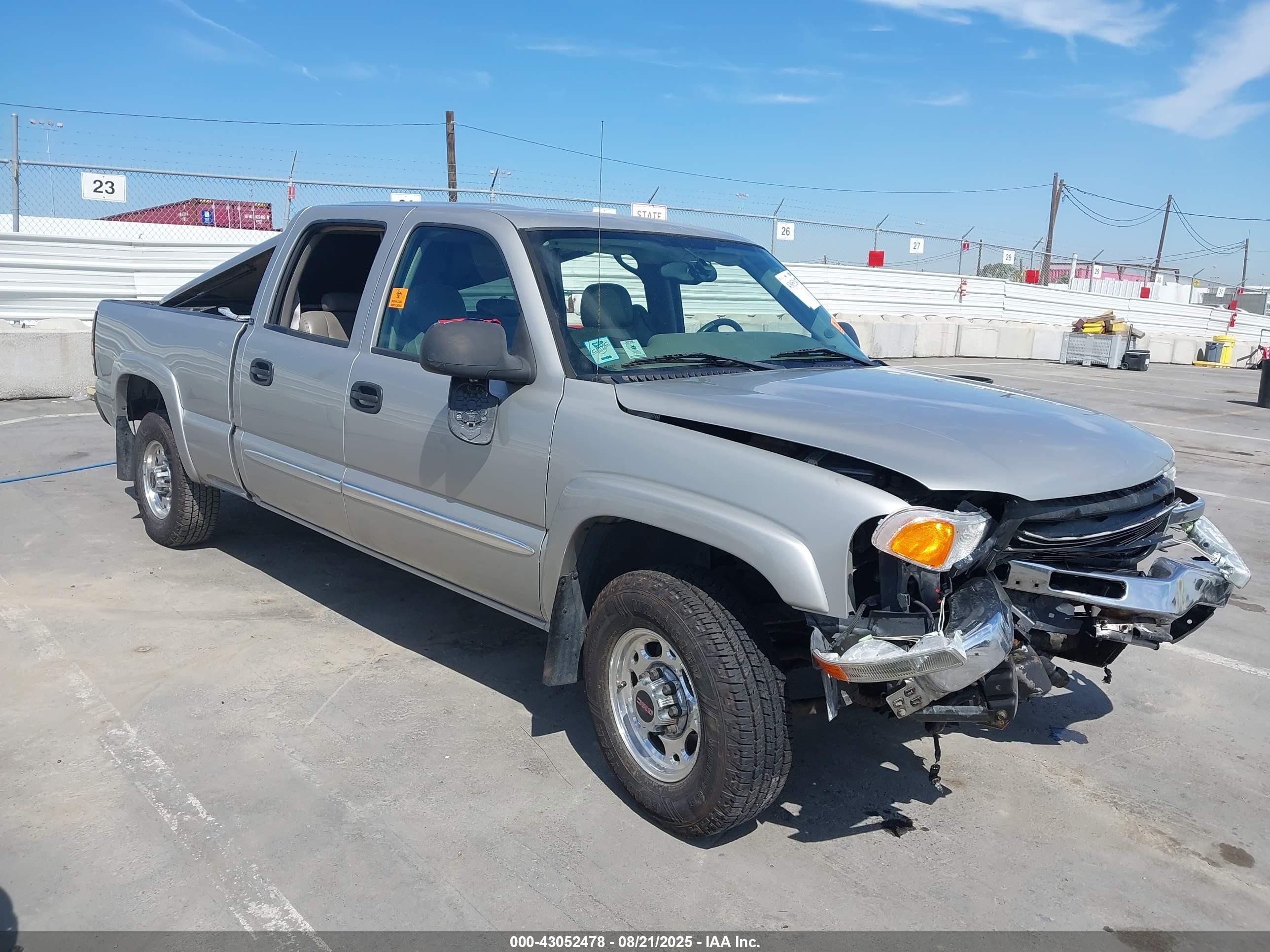 2005 GMC Sierra 1500HD Classic SLE1, VIN 1GTGC13U15F891432 — All over