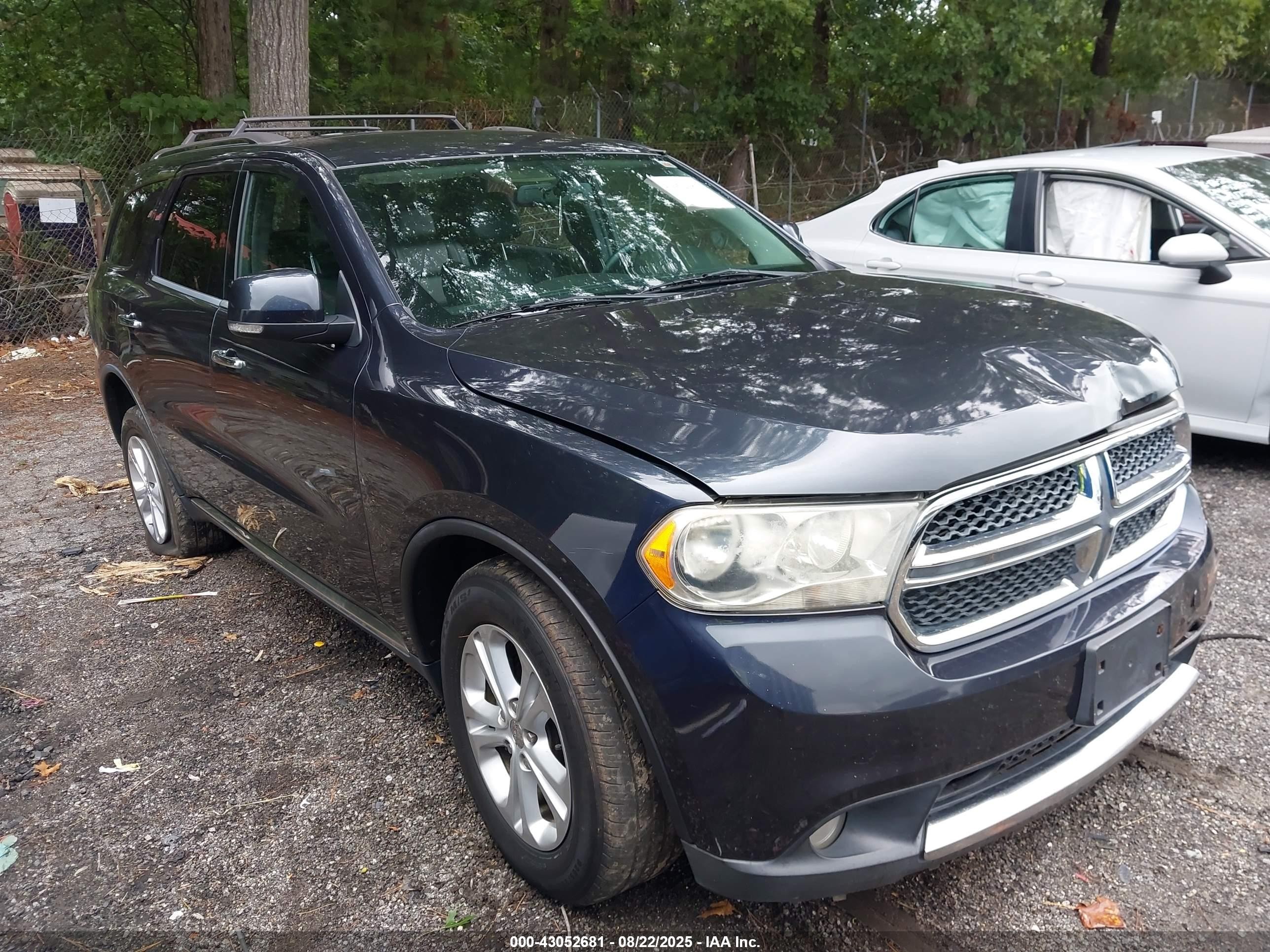 2013 Dodge Durango Crew, VIN 1C4RDHDG8DC674600 — Front end
