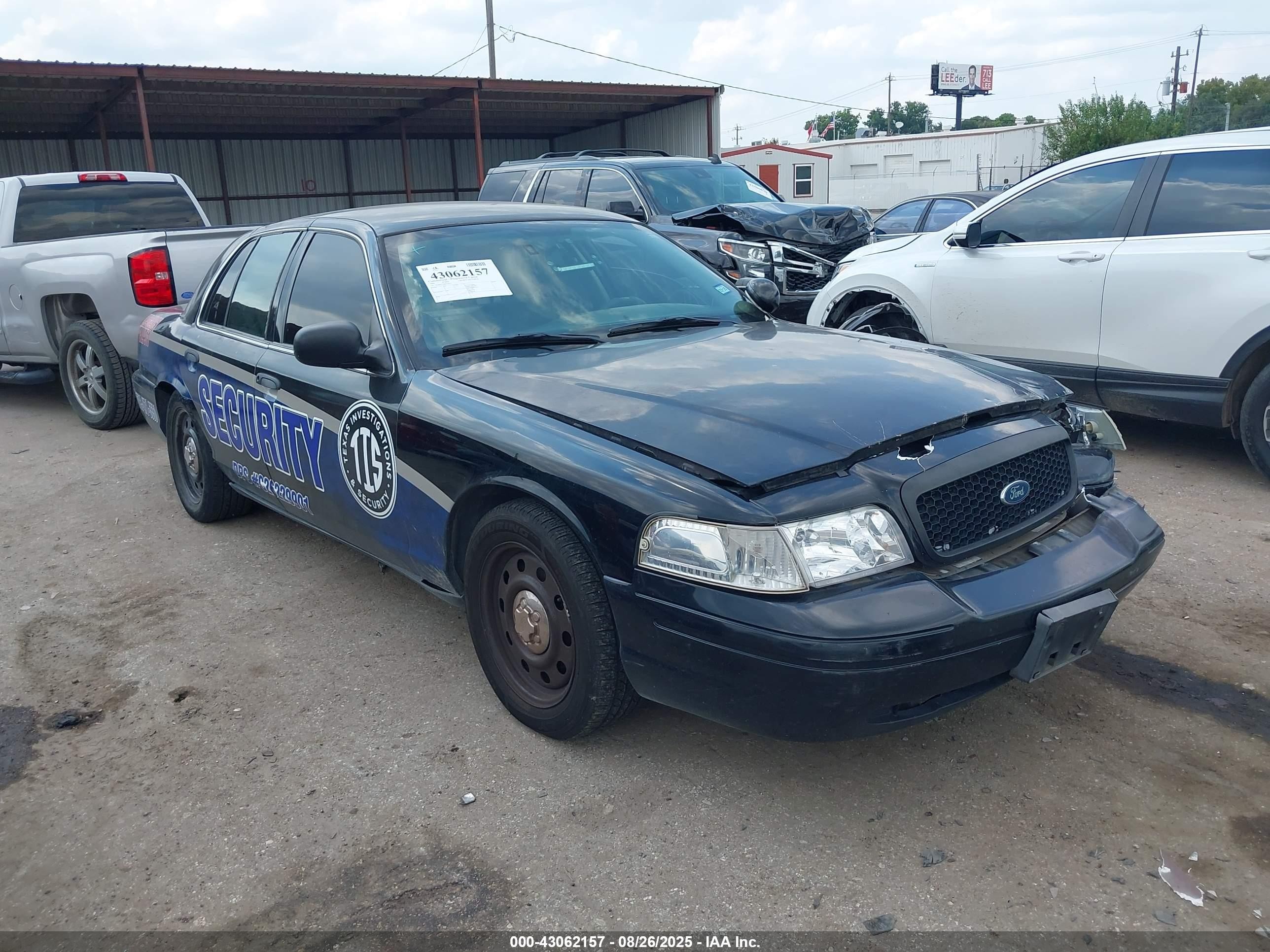 2009 Ford Police Interceptor, VIN 2FAHP71V89X120277 — Перед