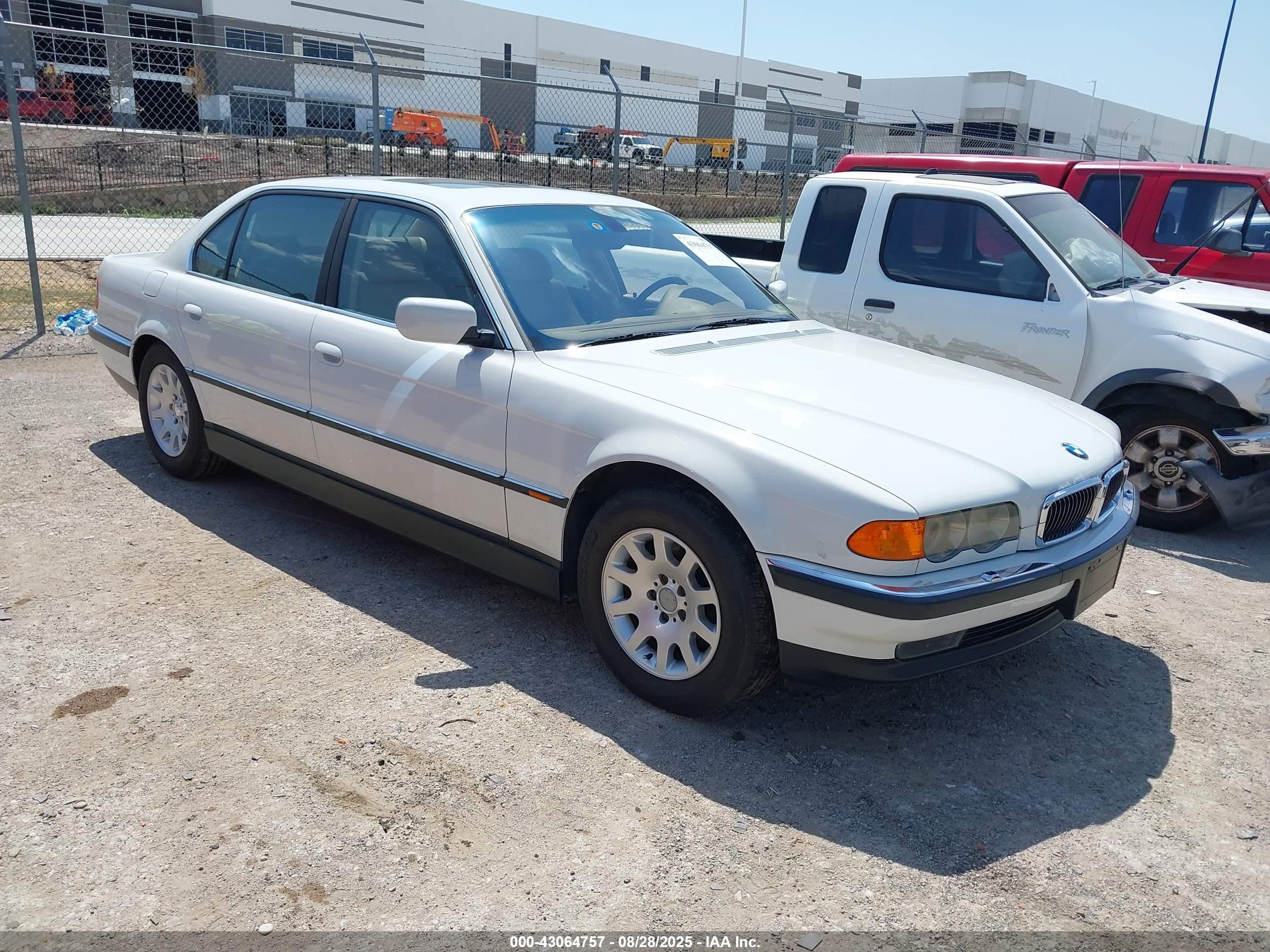 2000 BMW 7 Series 740iL, VIN WBAGH8341YDP07890 — Обычный износ