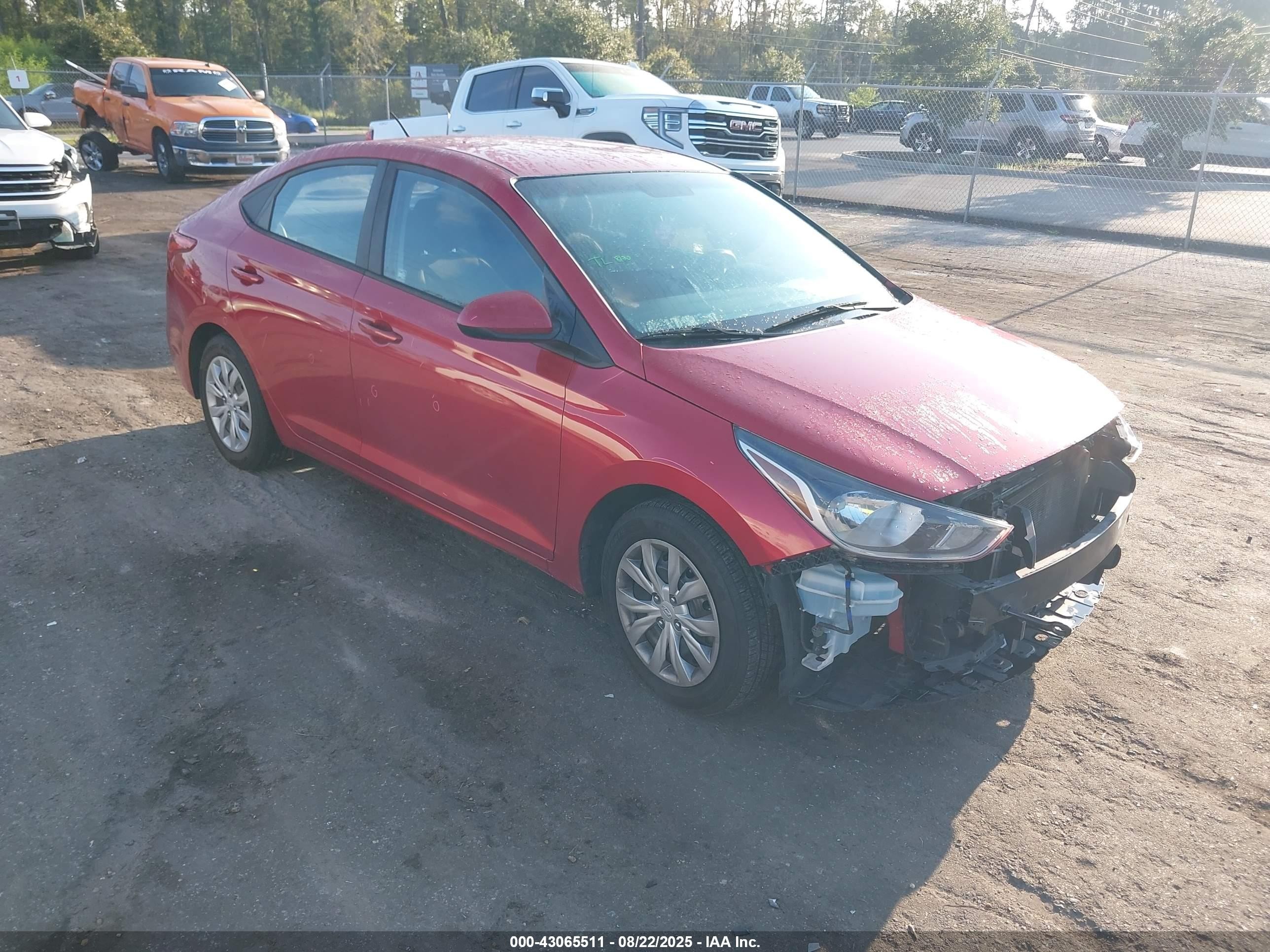 2020 Hyundai Accent SEL, VIN 3KPC24A66LE116249 — Front end
