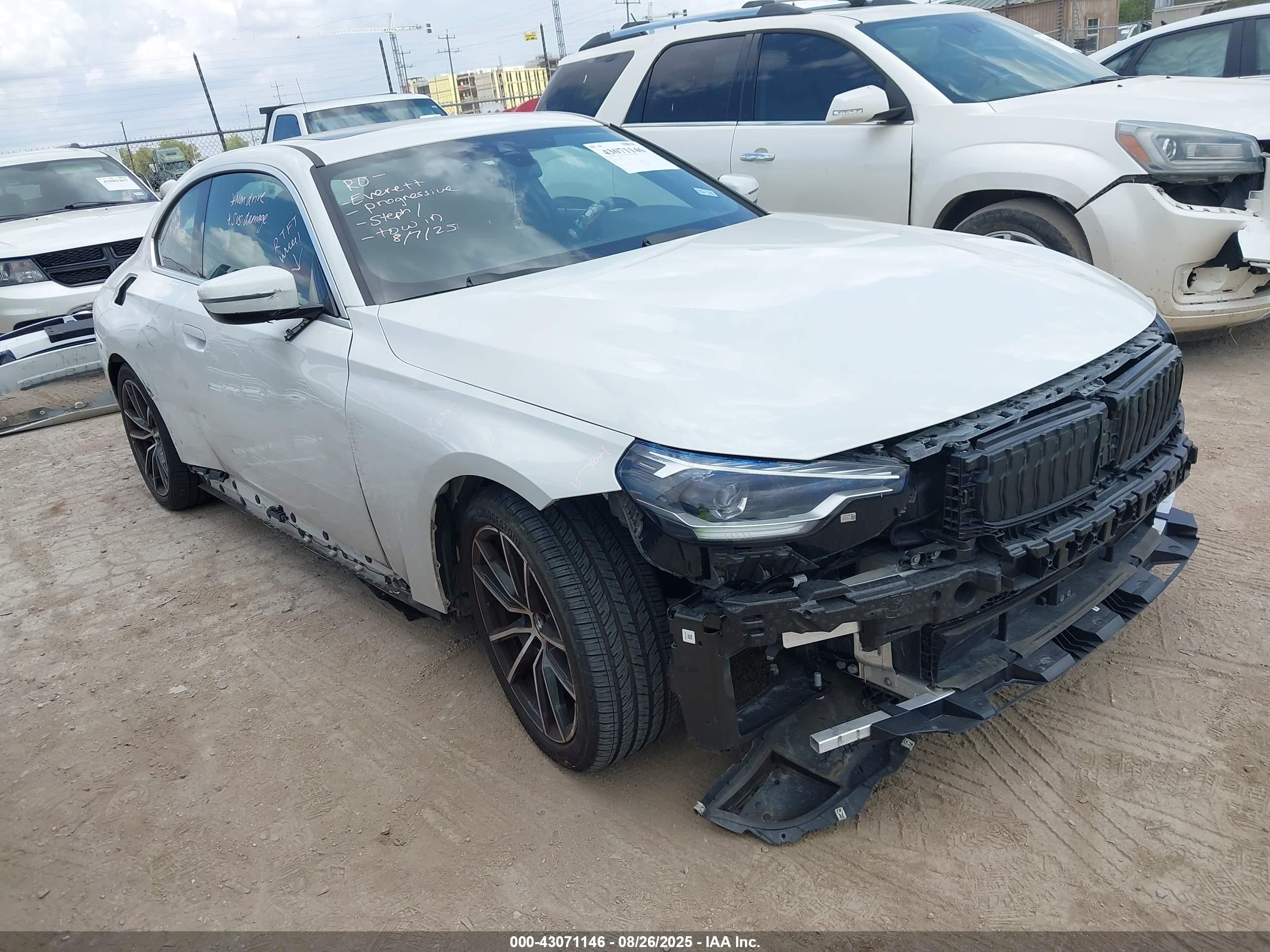 2022 BMW 2 Series 230i, VIN 3MW23CM01N8C61031 — Side