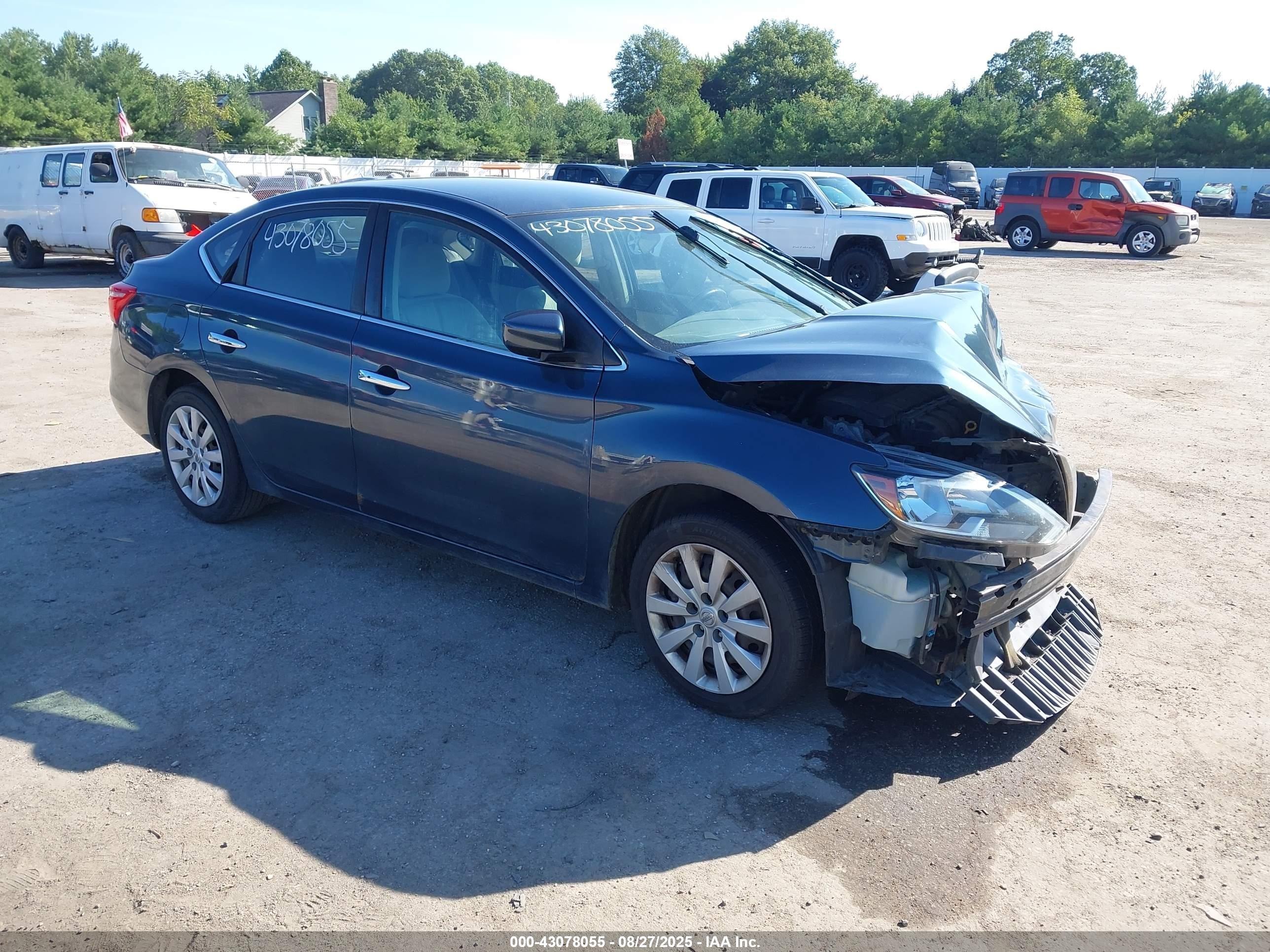 2017 Nissan Sentra SR, VIN 3N1AB7AP6HY222498 — Side