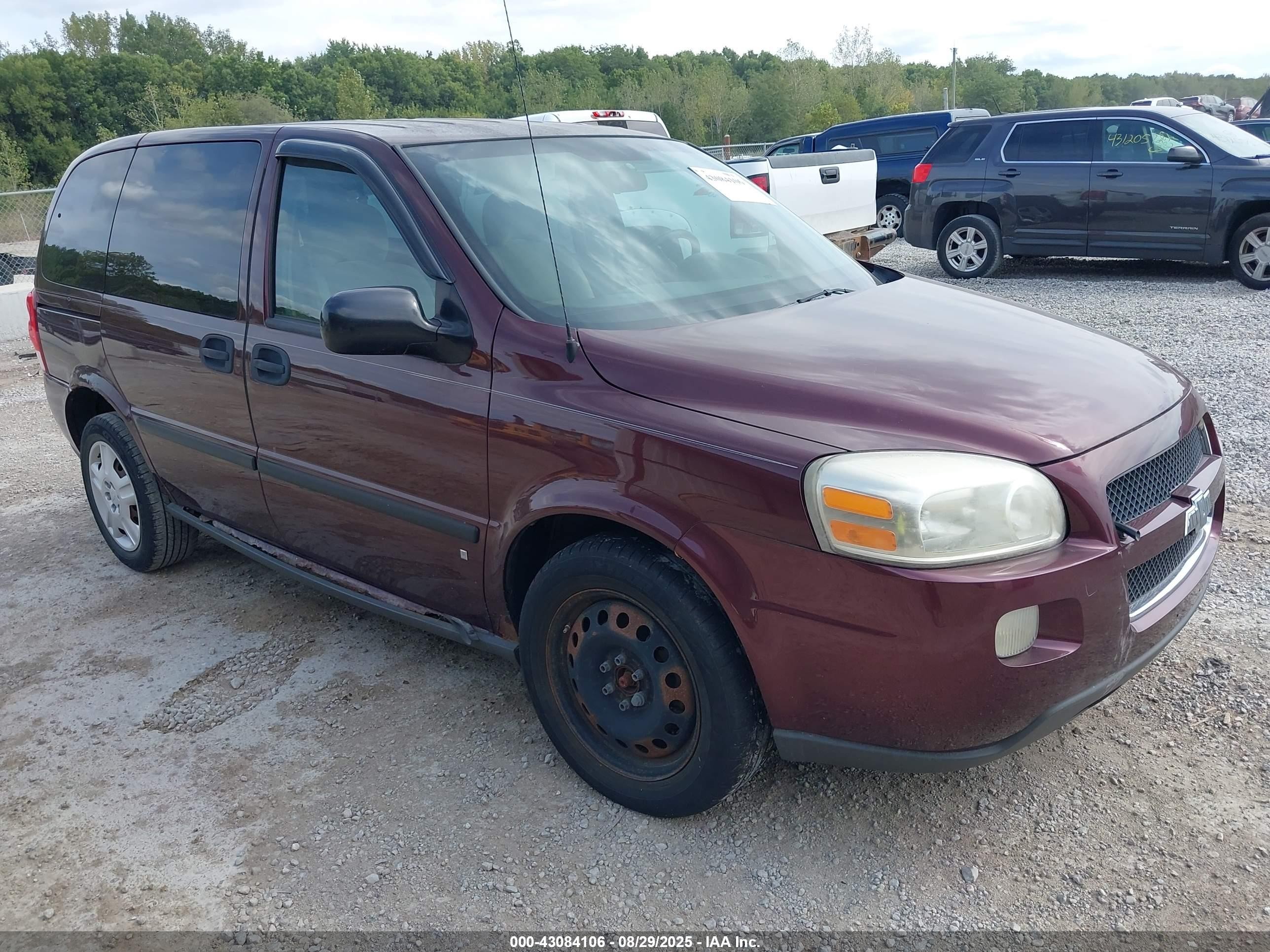 2008 Chevrolet Uplander LS, VIN 1GNDU23W98D177997 — Side