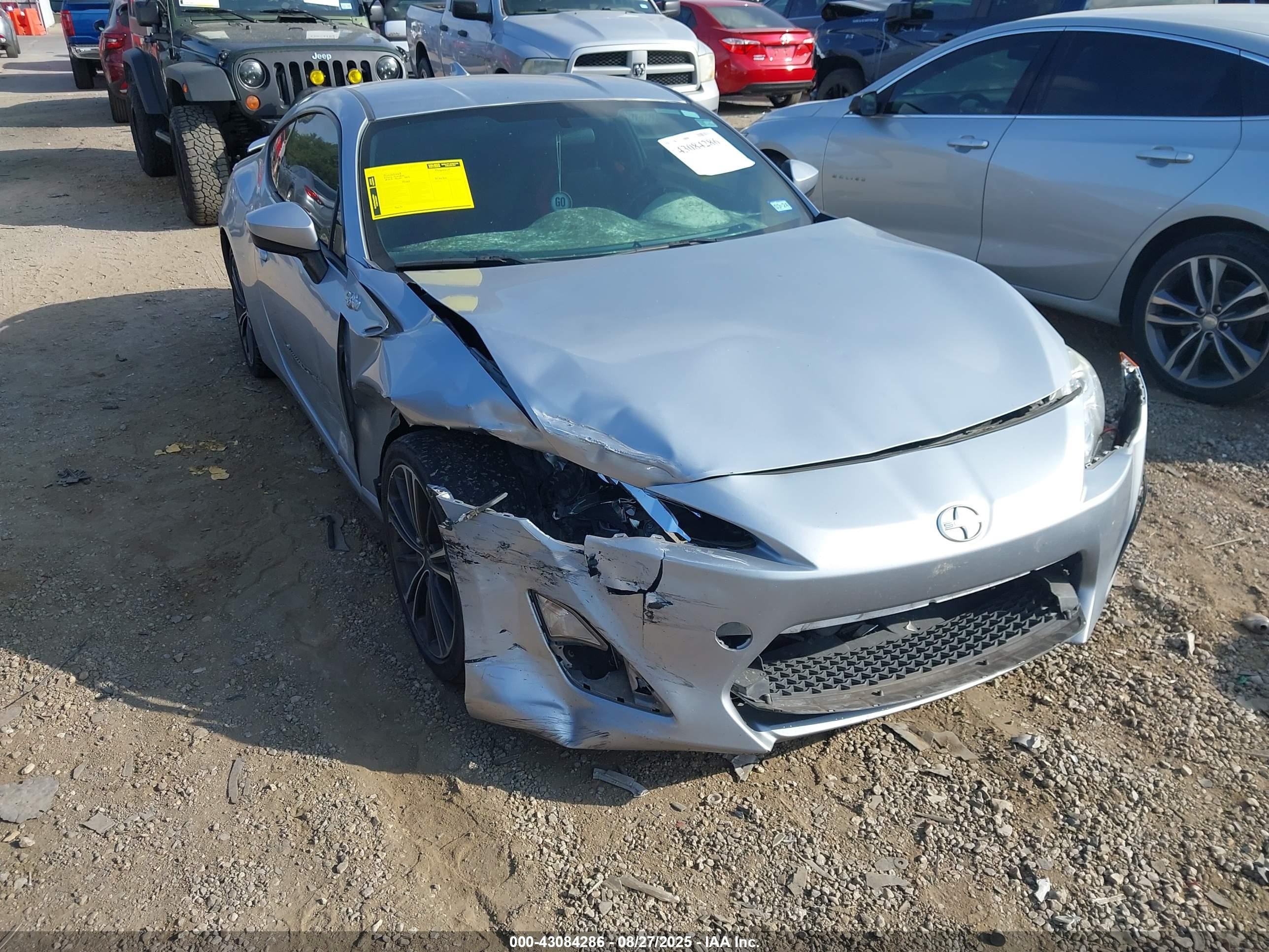 2015 Scion FR-S, VIN JF1ZNAA18F9708920 — Front end