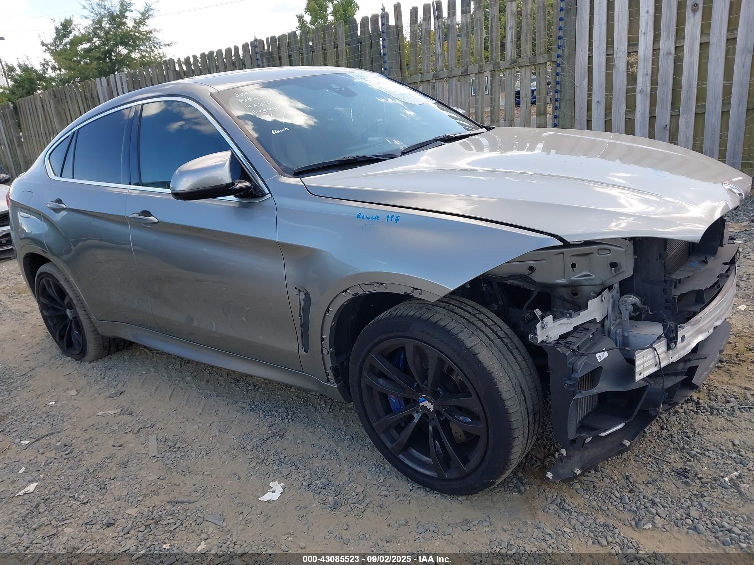 2017 BMW X6 M, VIN 5YMKW8C3XH0U72348 — Front end