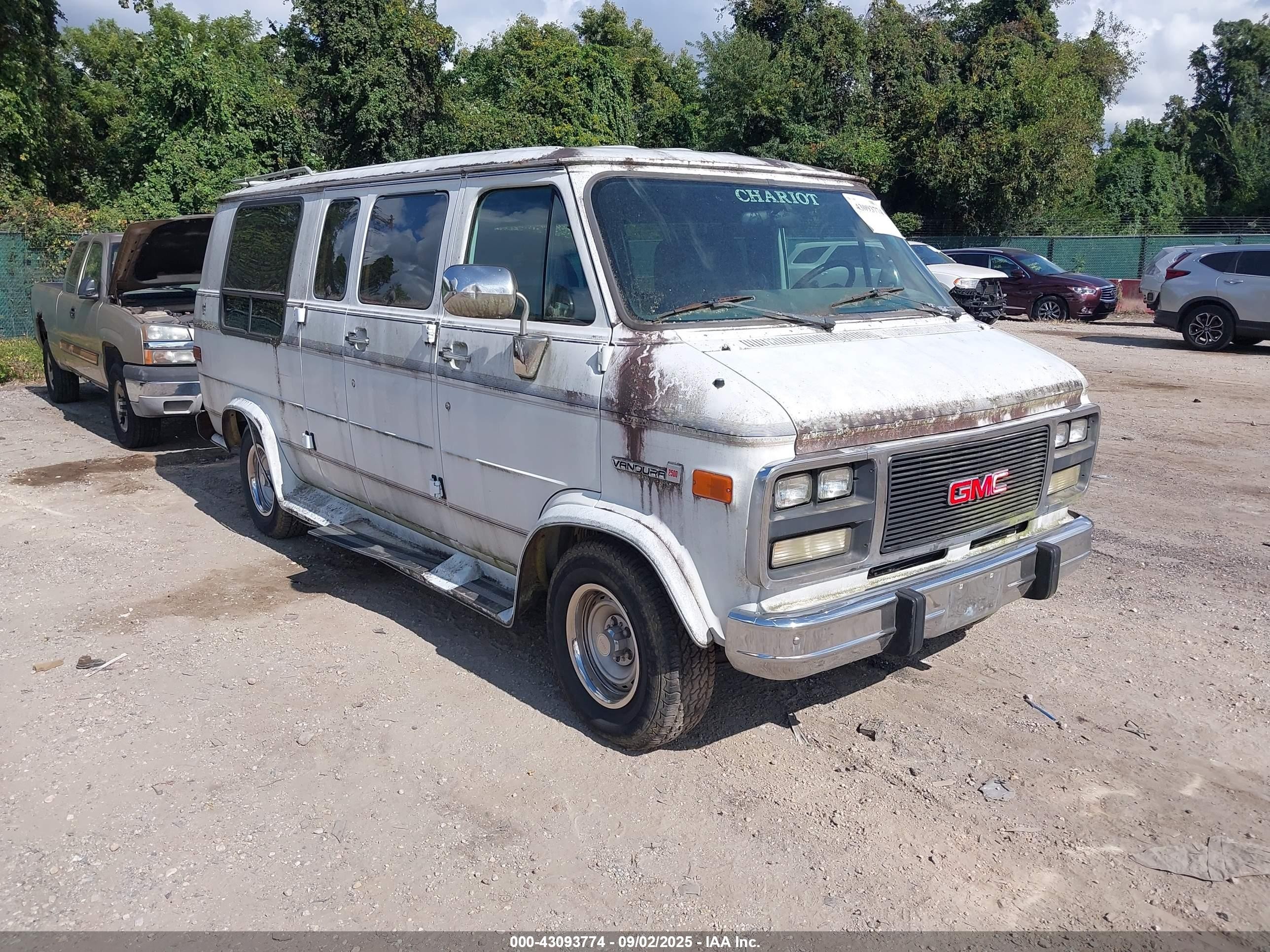 1994 GMC Vandura, VIN 1GDEG25K6RF511306 — Normal wear