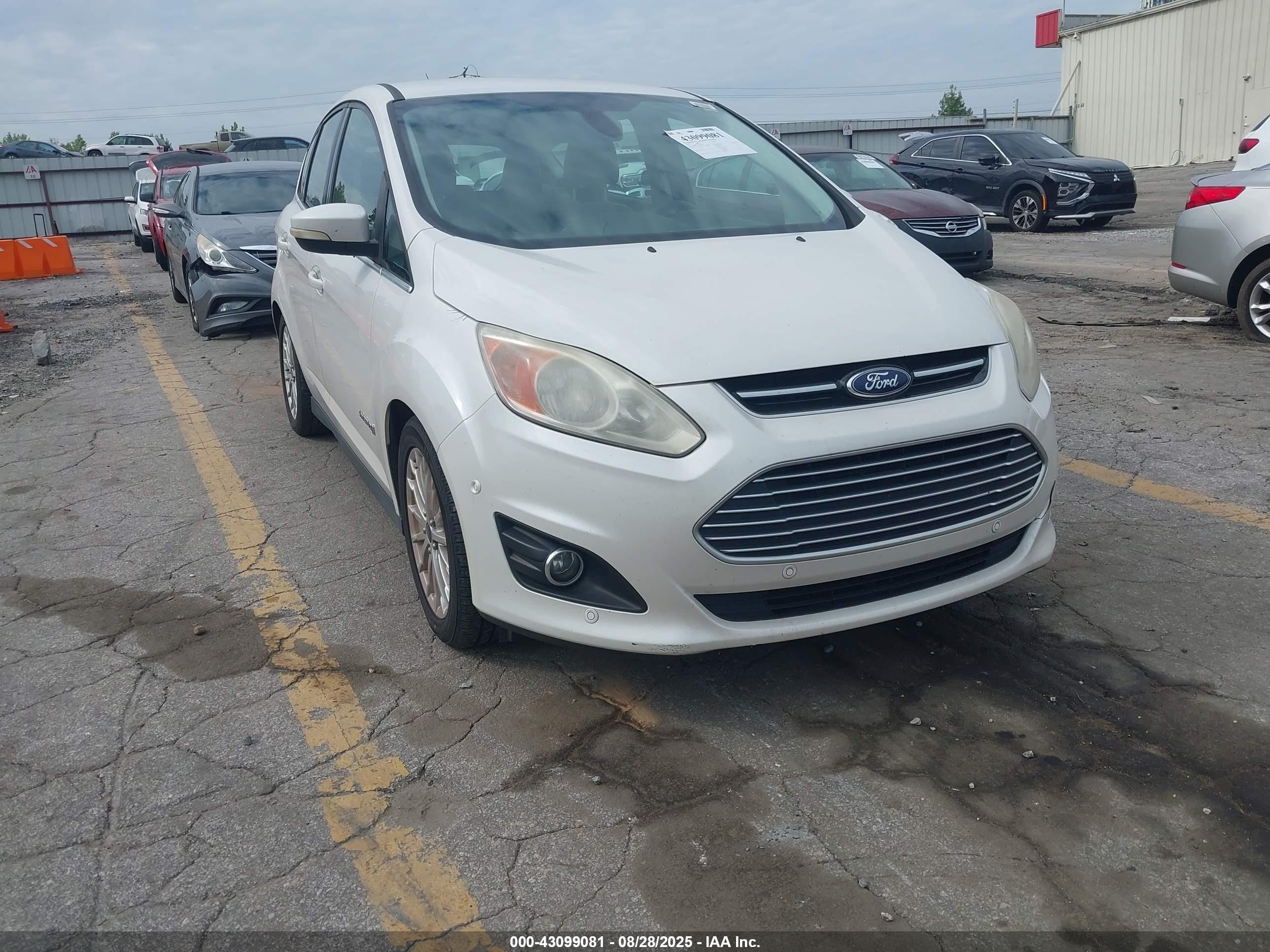 2013 Ford C-Max SEL, VIN 1FADP5BU2DL527509 — Rear end