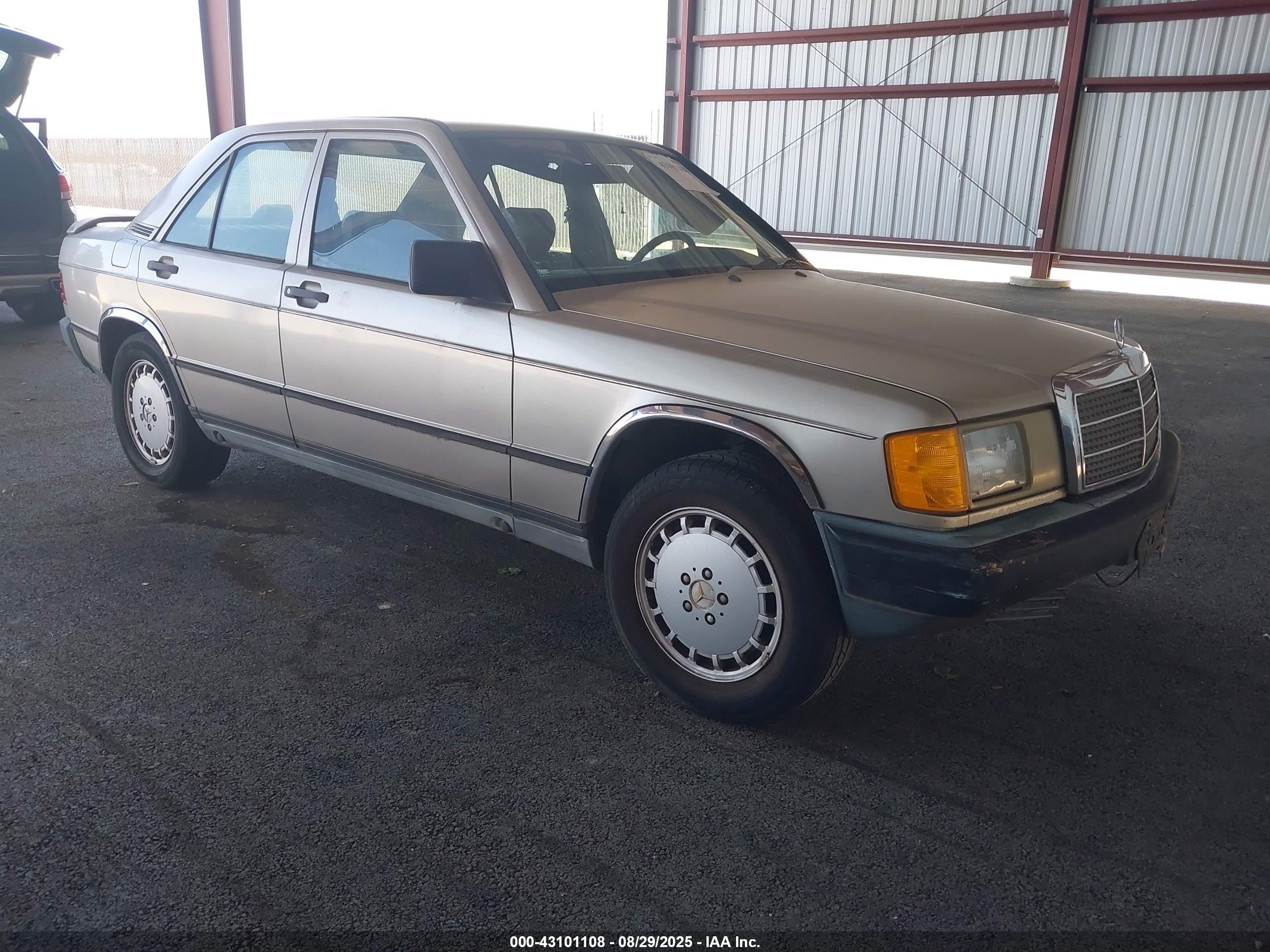 1988 Mercedes-Benz 190 E, VIN WDBDA28D6JF409683 — Auction photo