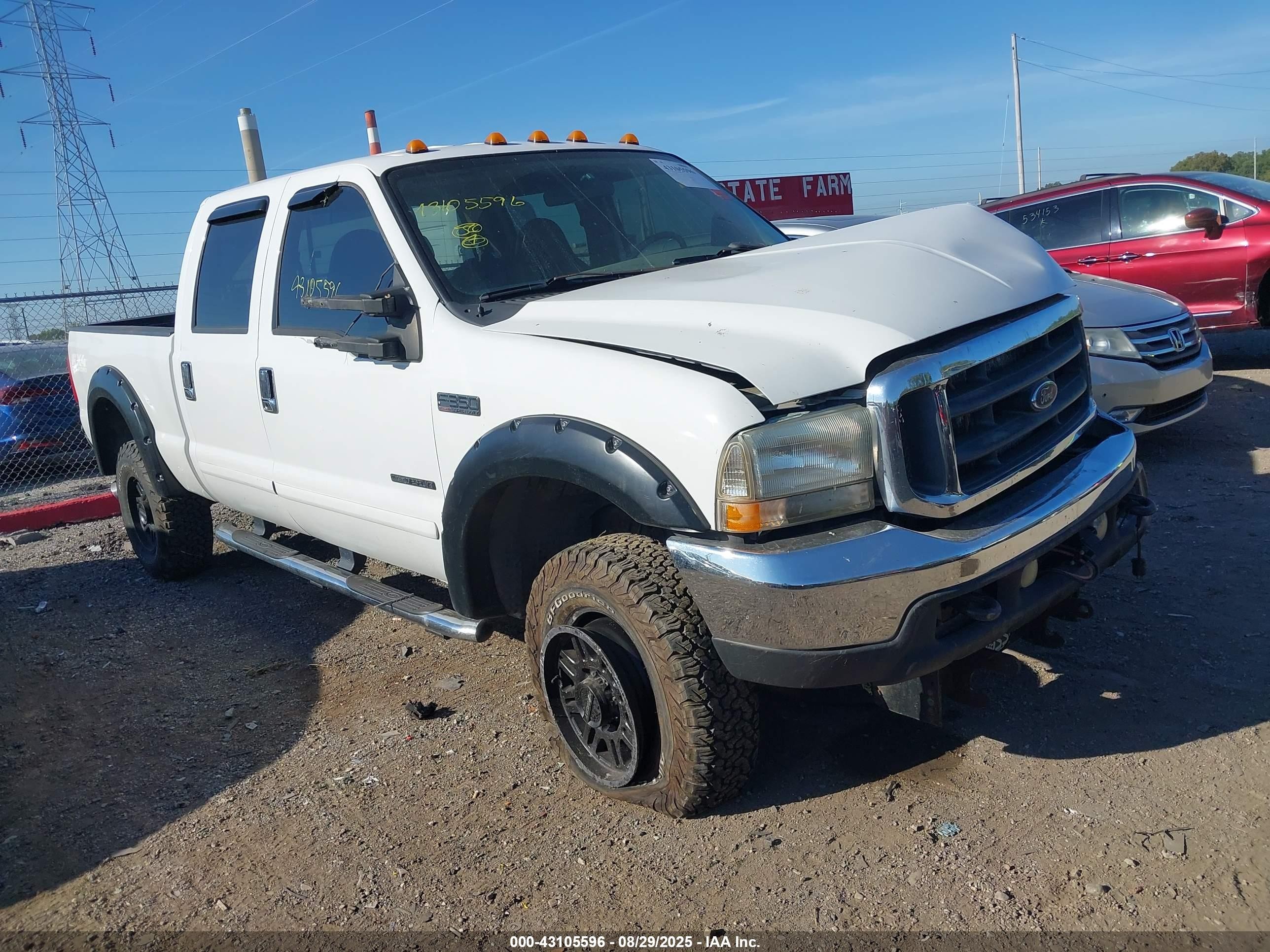 2001 Ford F-350 XL, VIN 1FTSW31F11EA43536 — Front end