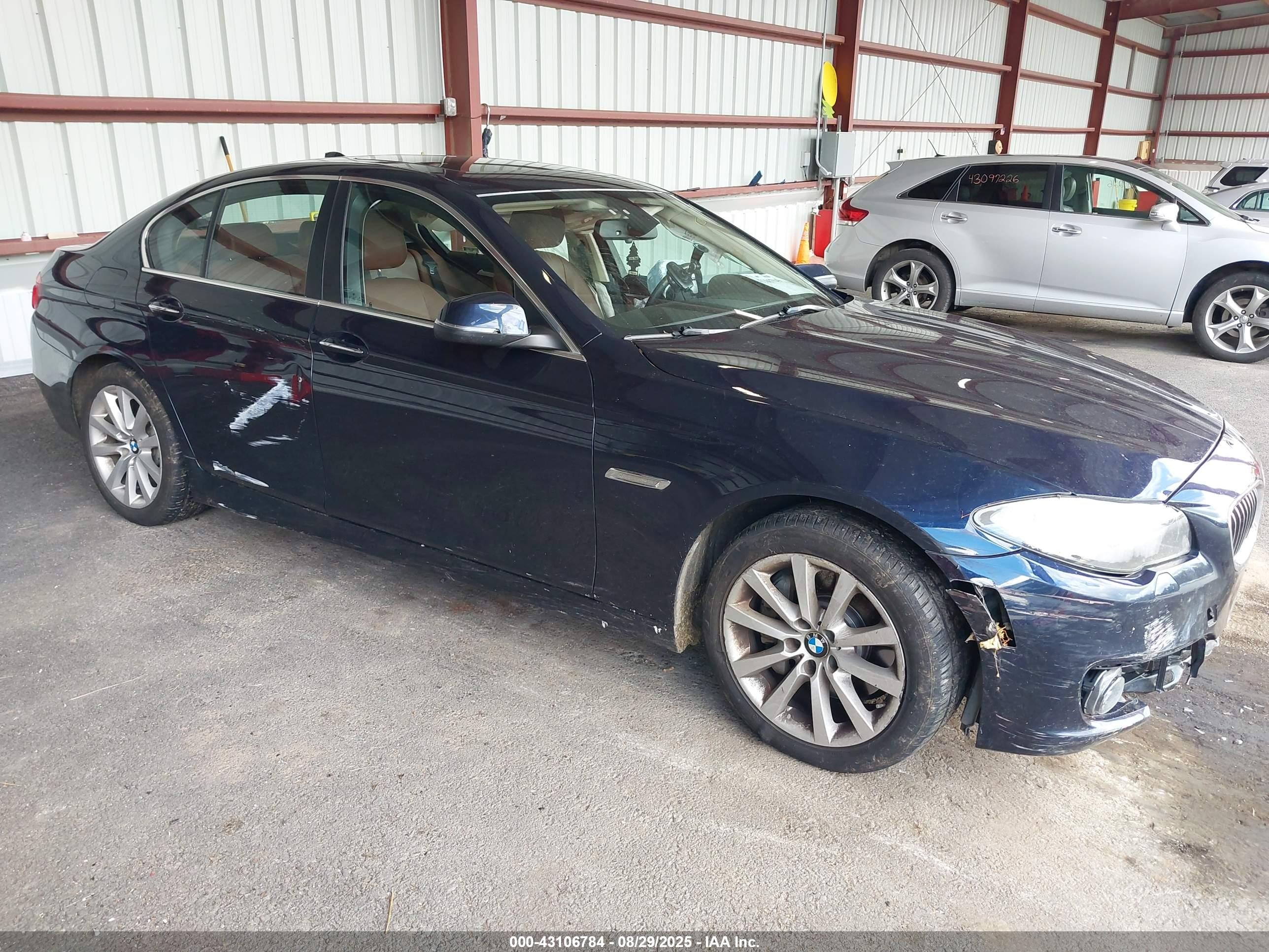 2016 BMW 5 Series 535i xDrive, VIN WBA5B3C57GG252898 — Rear end