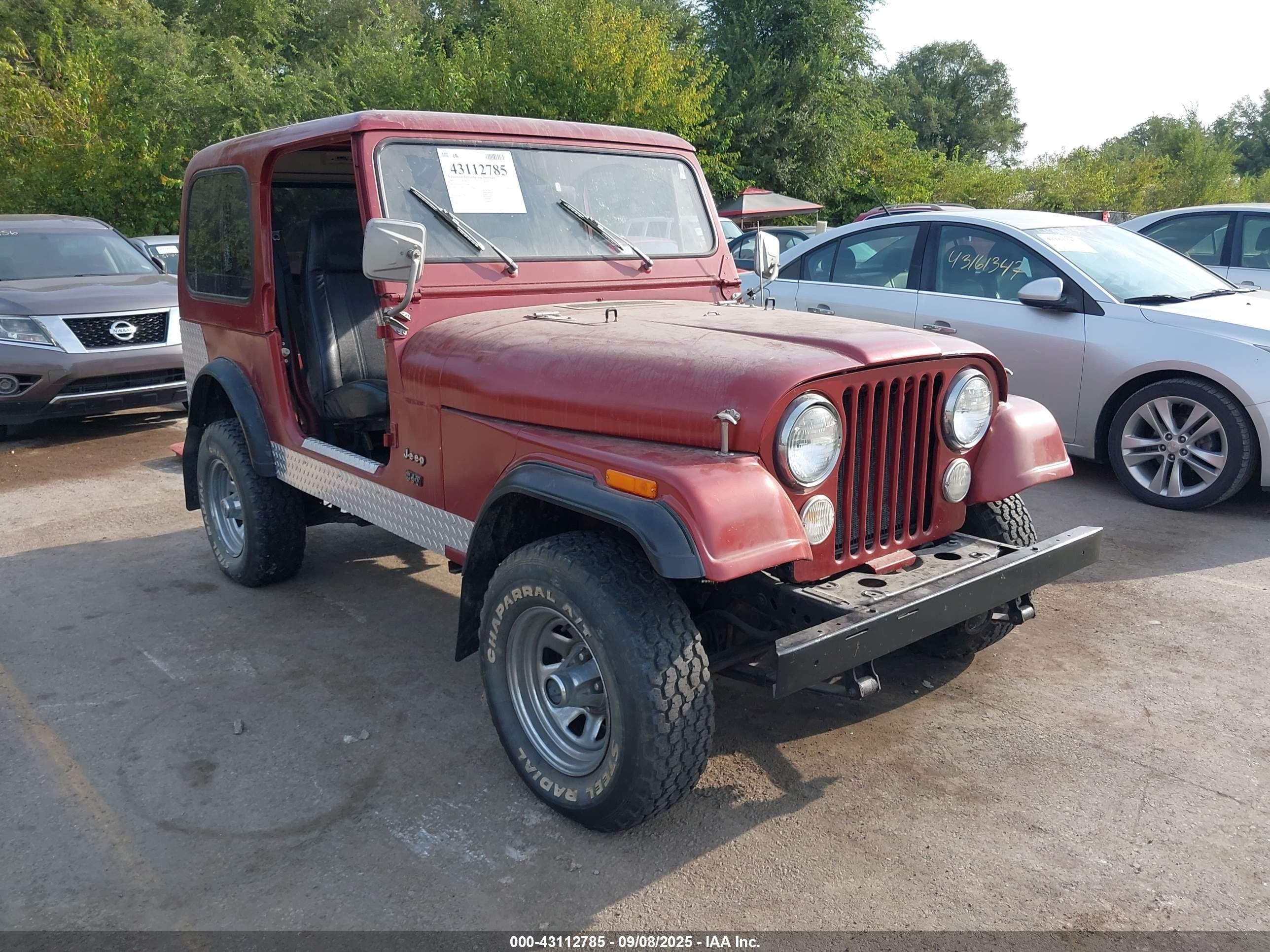 1985 Jeep CJ7, VIN 1JCCE87A7FT121349 — Side