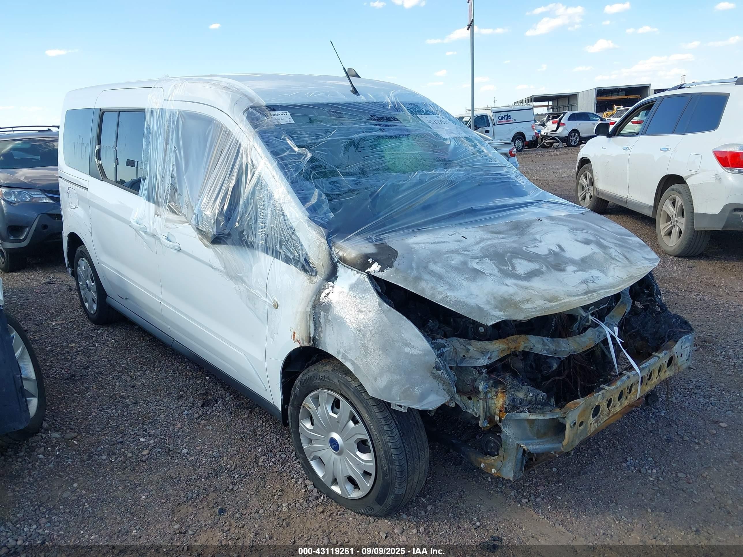 2022 Ford Transit Connect XLT, VIN NM0GS9F27N1513282 — Front end