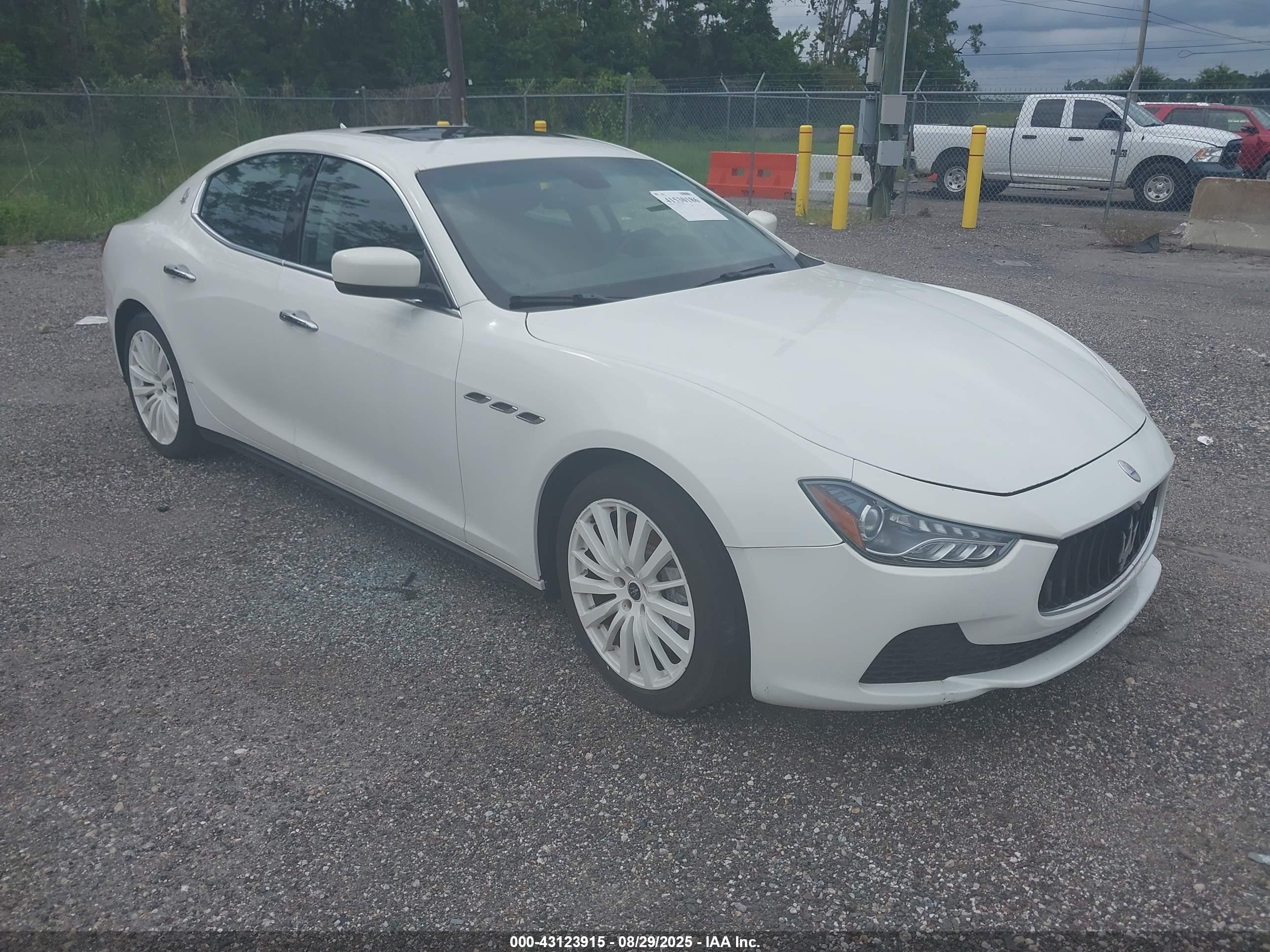 2015 Maserati Ghibli, VIN ZAM57XSA6F1156252 — Механическое
