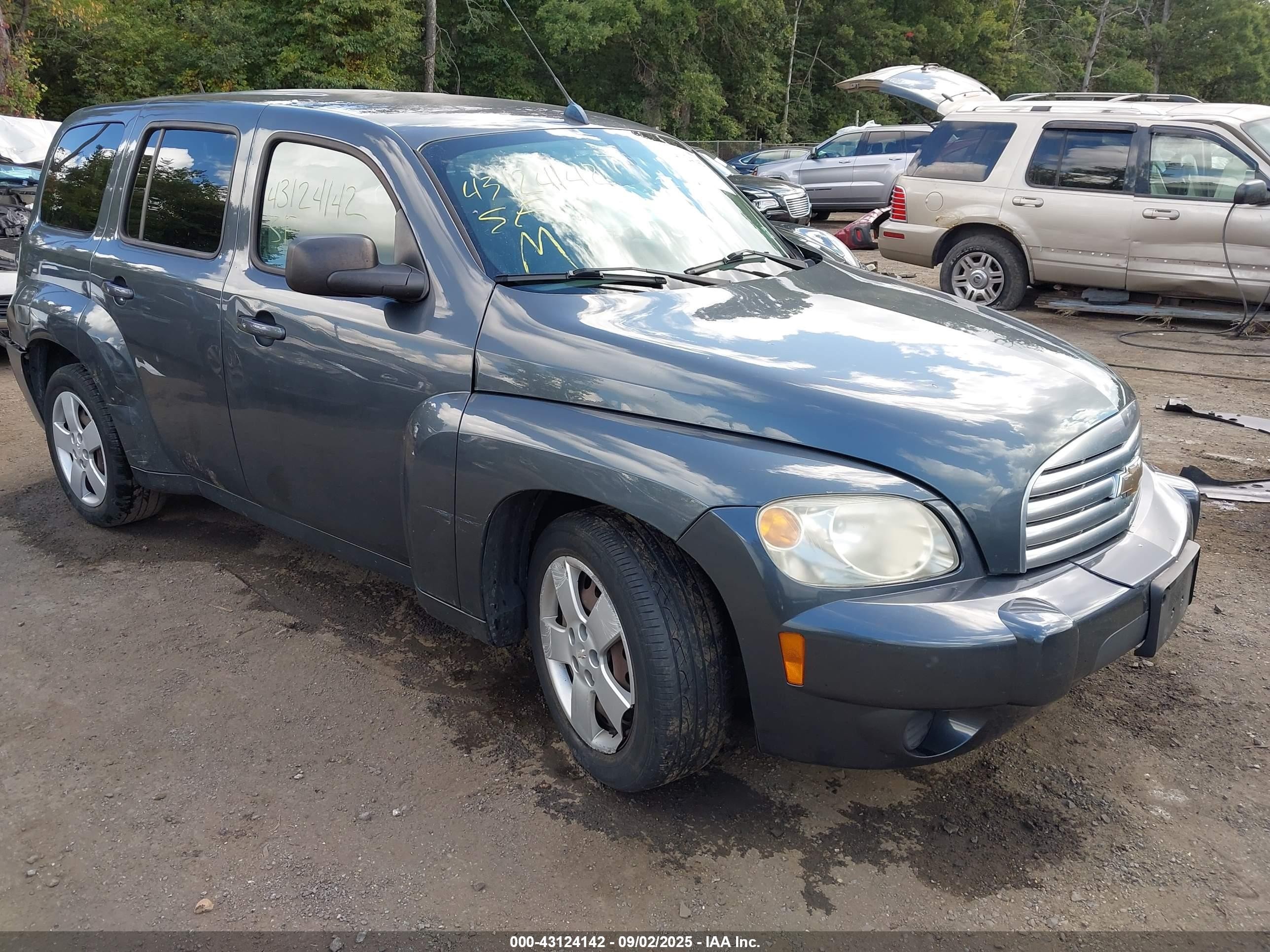 2011 Chevrolet HHR LS, VIN 3GNBAAFW2BS562475 — Rear end