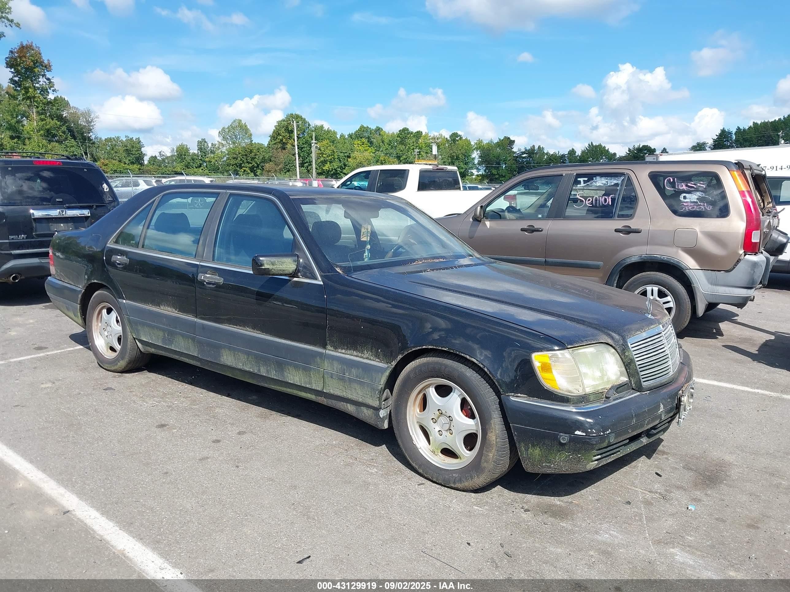 1997 Mercedes-Benz S 320/430/500, VIN WDBGA43G0VA371235 — Normal wear