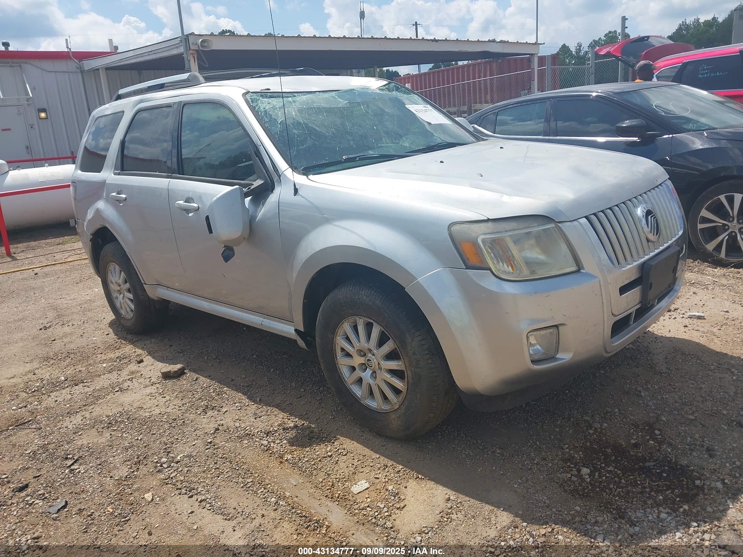 2010 Mercury Mariner Premier, VIN 4M2CN8H71AKJ06634 — Roof
