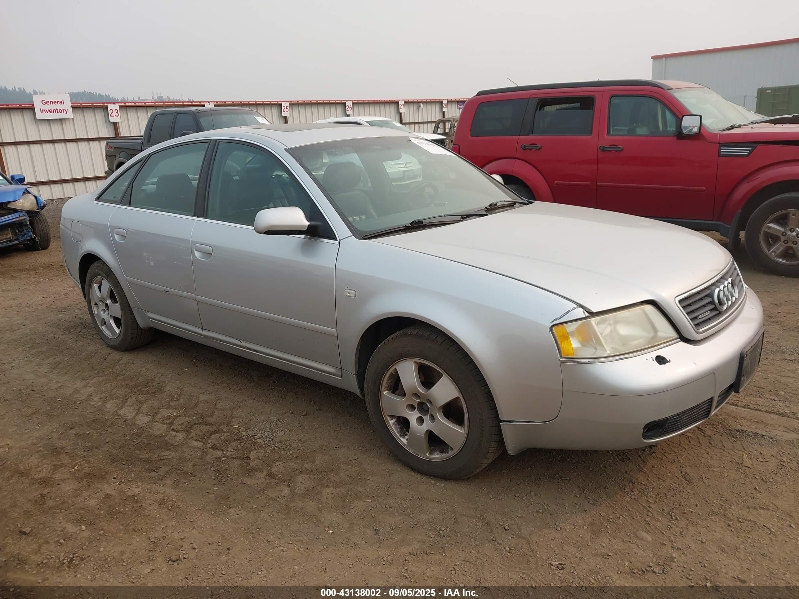 2001 Audi A6, VIN WAUED54B81N094262 — Front end