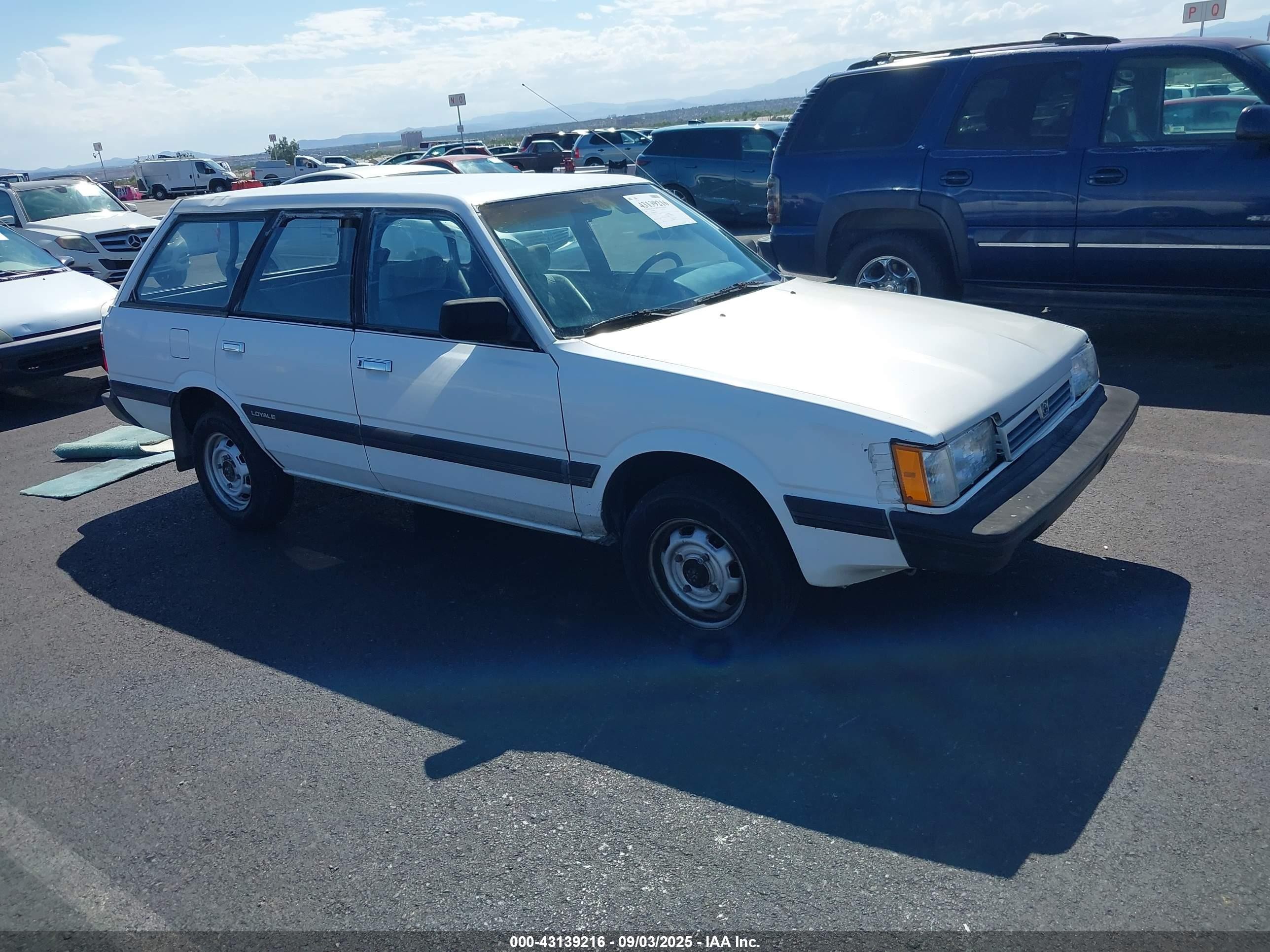 1992 Subaru GL, VIN JF2AN52B4ND424851 — Перед