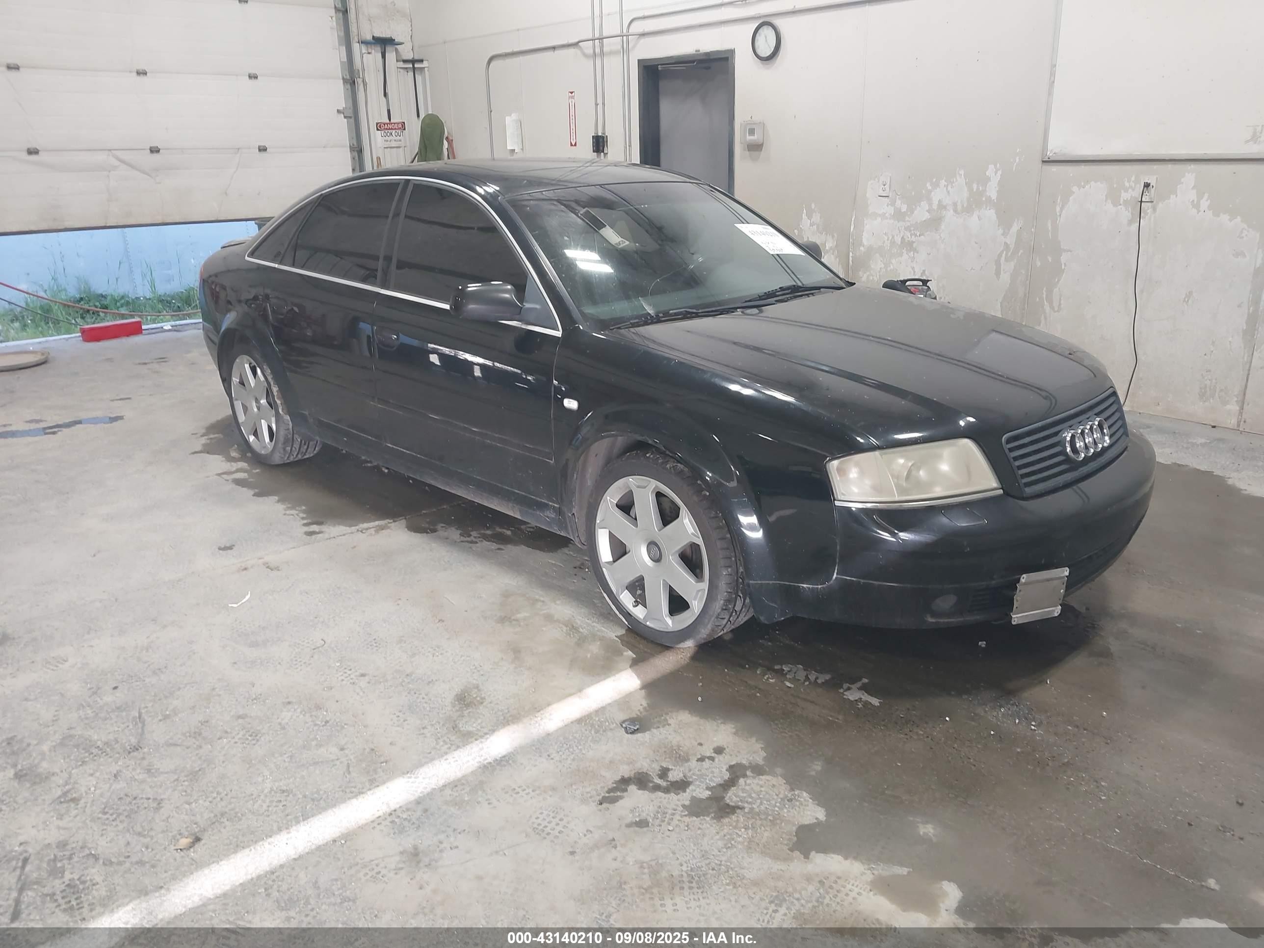 2000 Audi A6, VIN WAUZL54B5YN088269 — Rear end