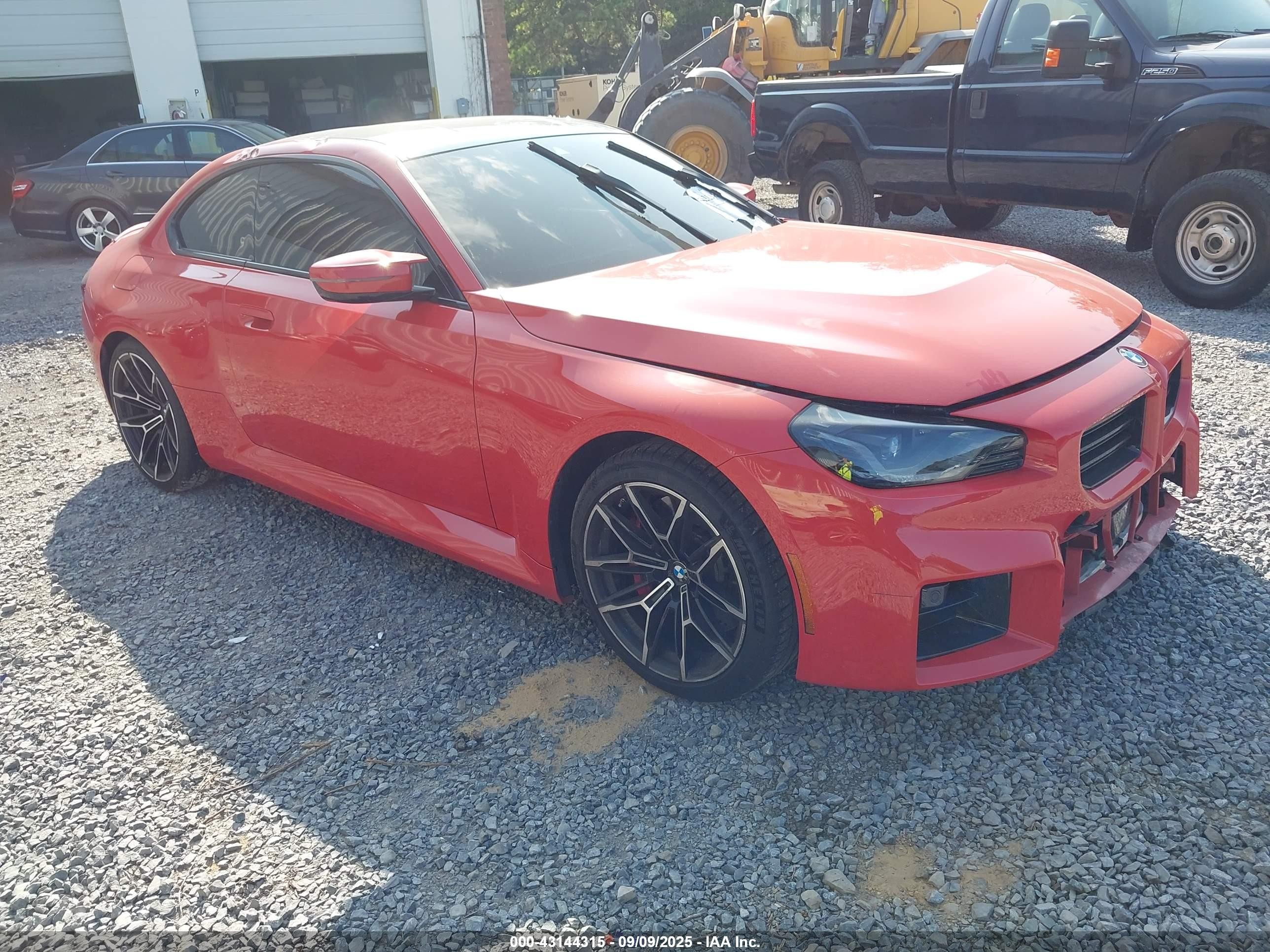 2023 BMW M2, VIN 3MF13DM07P8D74776 — Бок