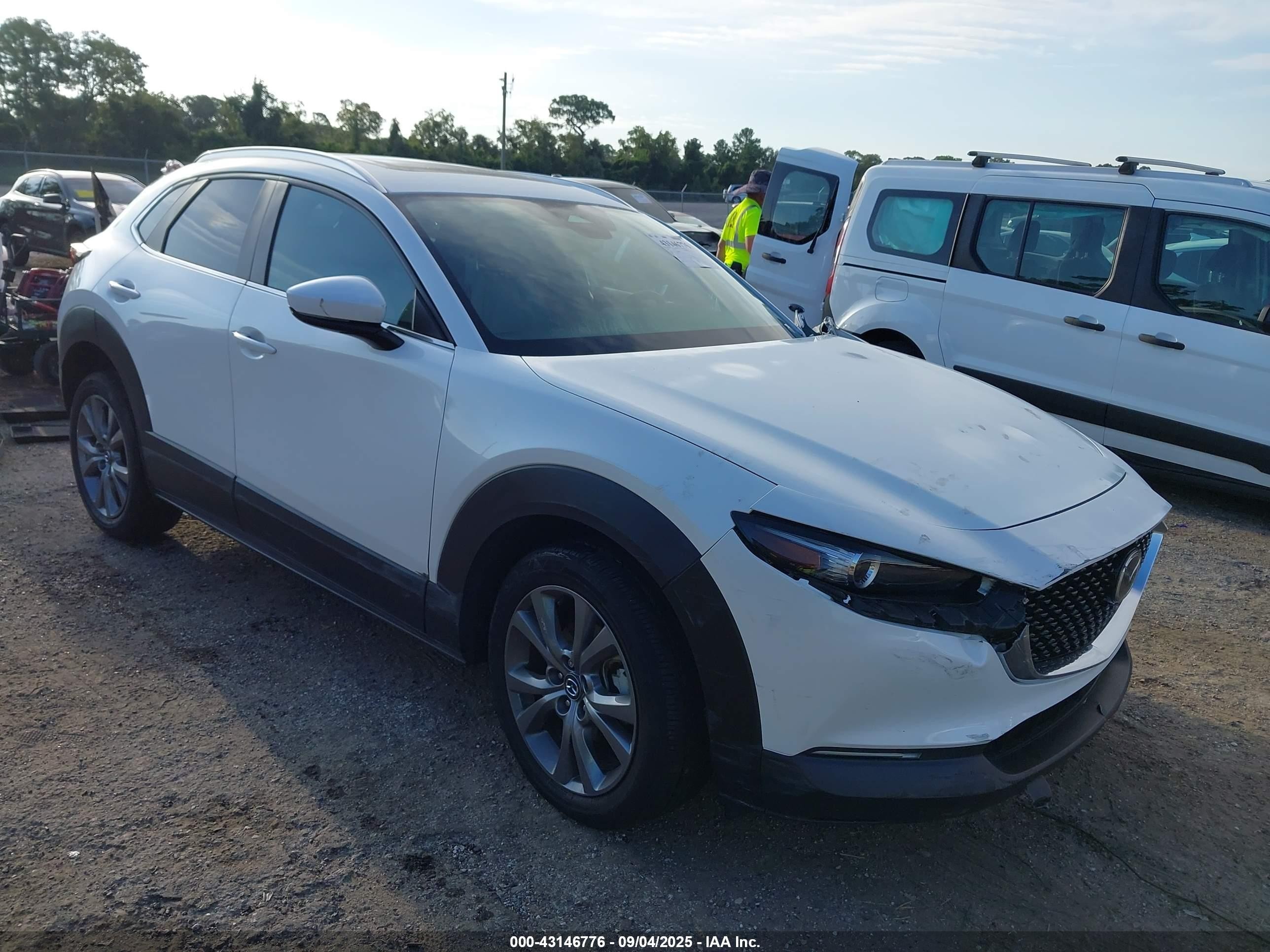 2024 Mazda CX-30 S Preferred, VIN 3MVDMBCM6RM702915 — Front end