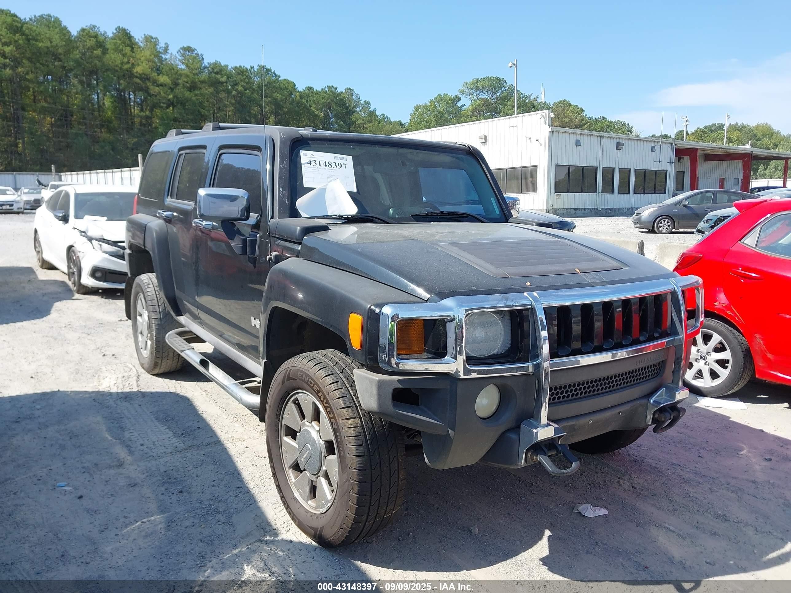 2007 Hummer H3 SUV, VIN 5GTDN13E378106589 — Engine fire