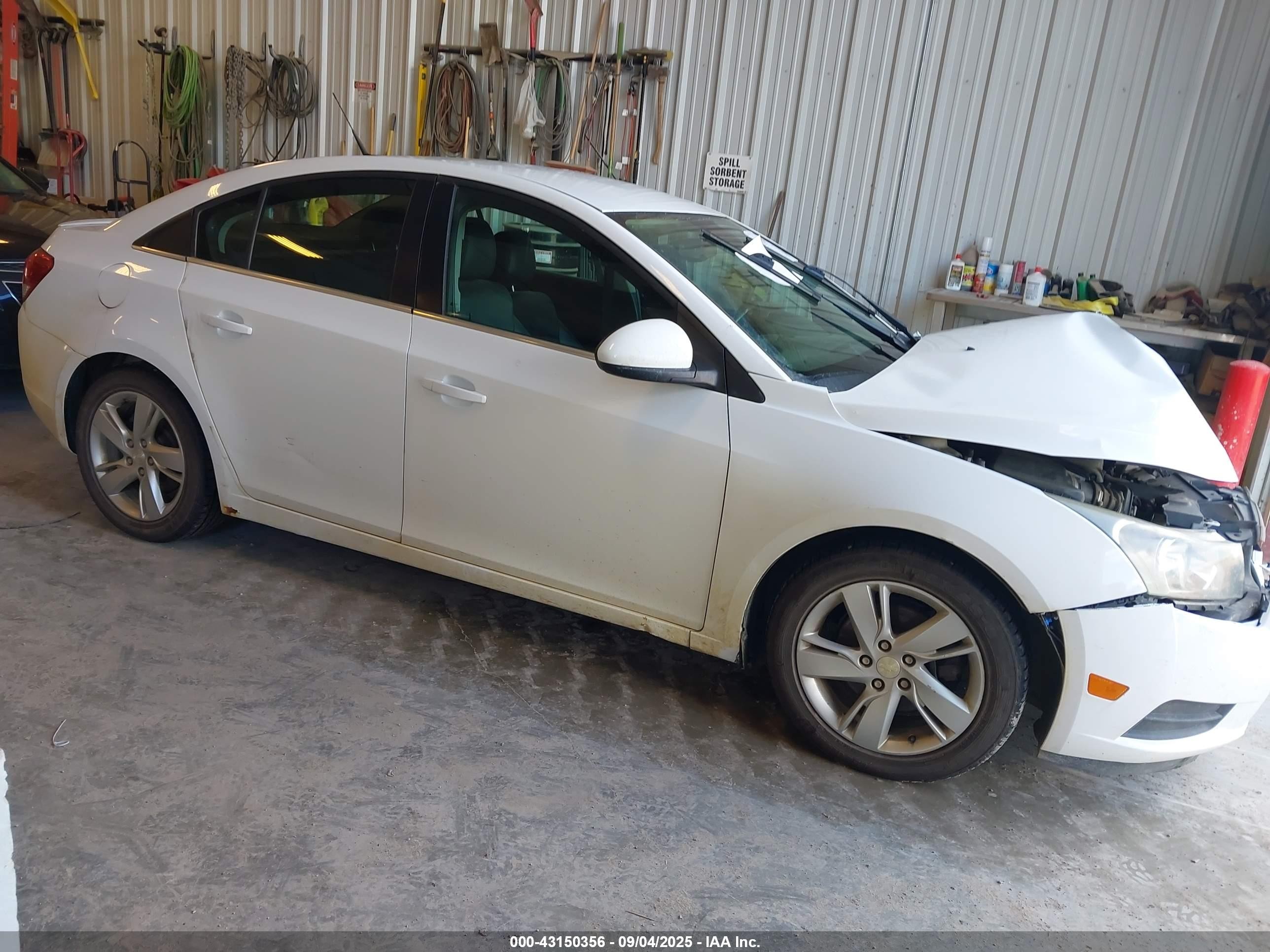 2014 Chevrolet Cruze Diesel, VIN 1G1P75SZ2E7158477 — Front end
