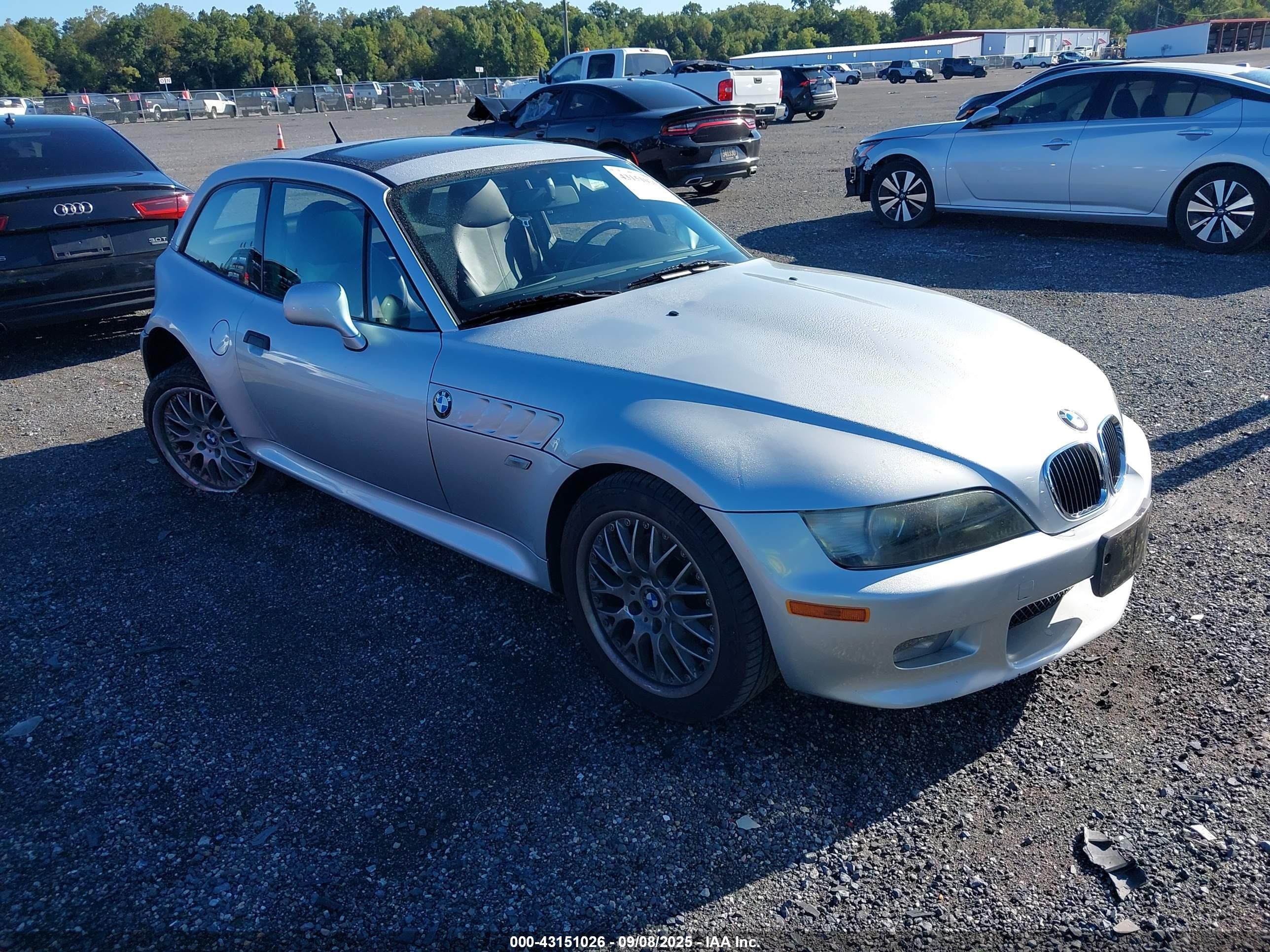 2002 BMW Z3, VIN 4USCK73482LM14007 — Зад
