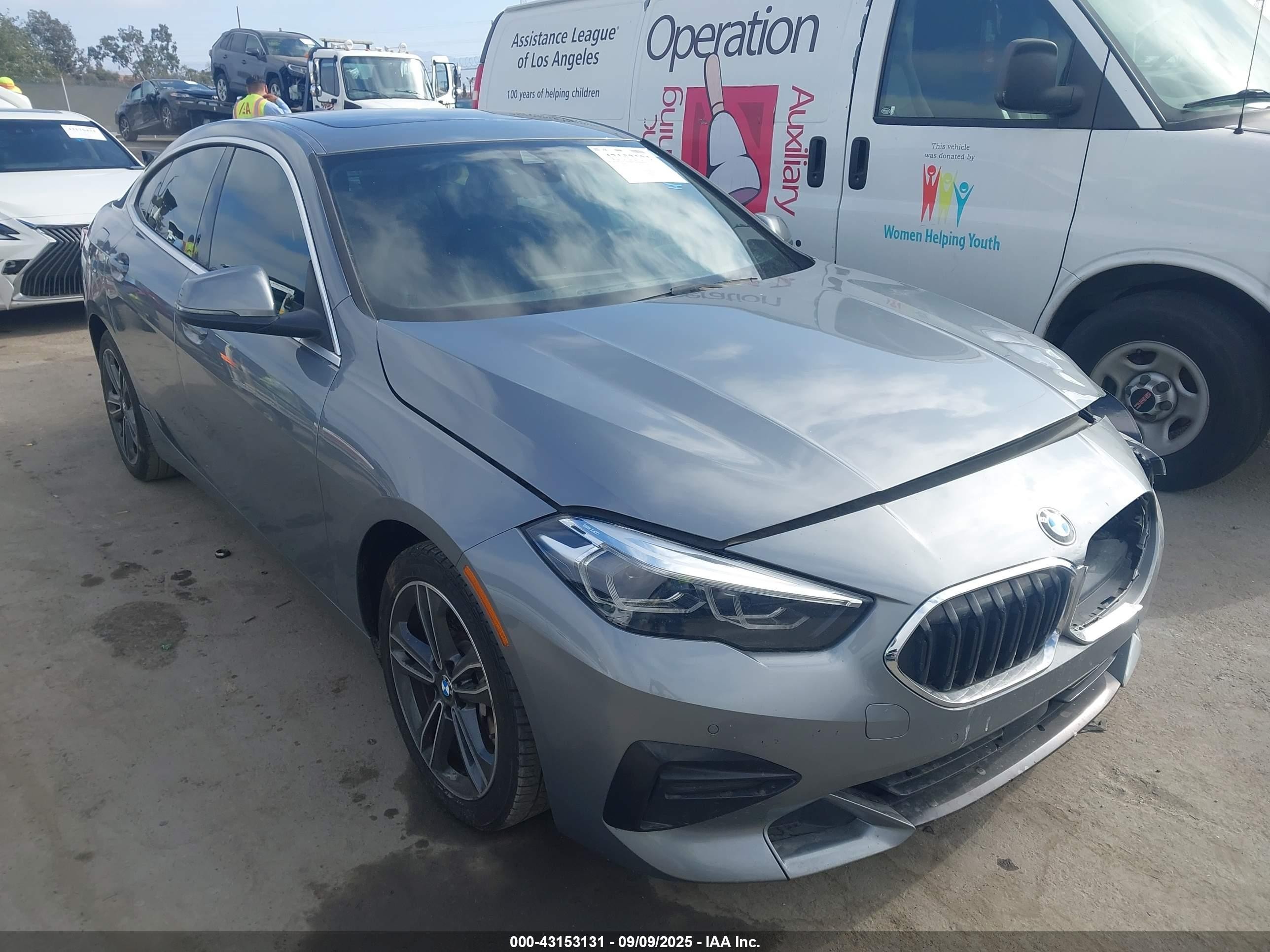 2022 BMW 2 Series 228i, VIN WBA53AK04N7L41428 — Front end