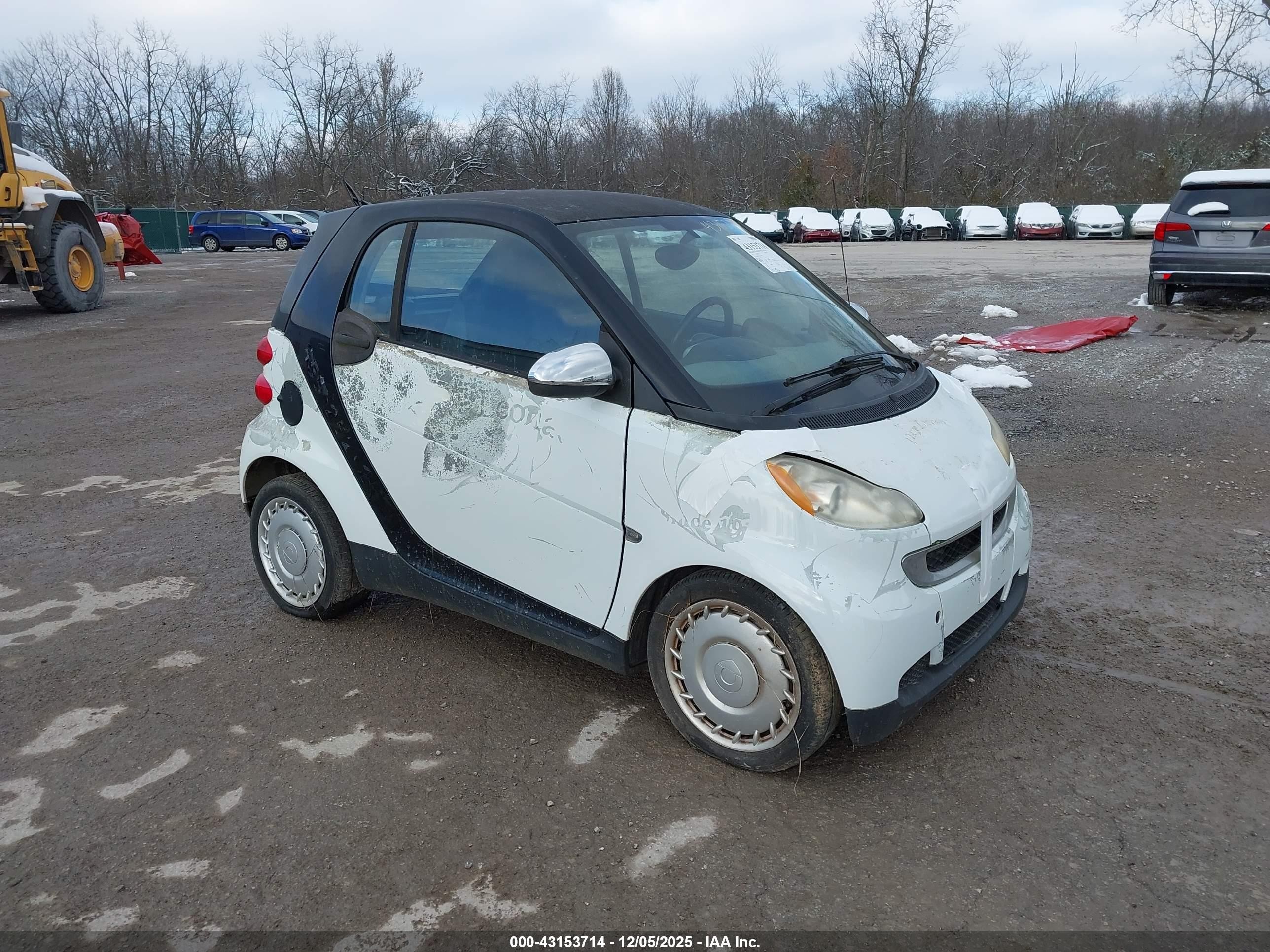 2010 Smart fortwo Pure, VIN WMEEJ3BA7AK370931 — Обычный износ